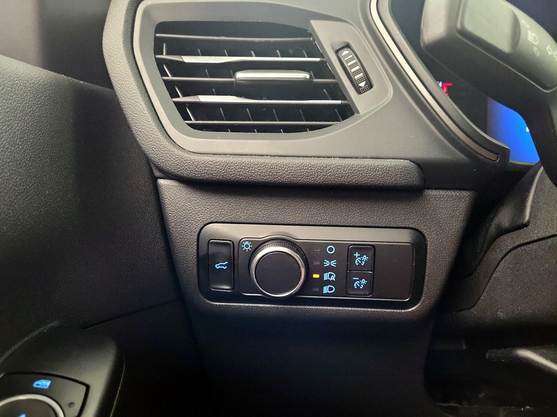 Thumbnail: 2023 Ford Escape - 13