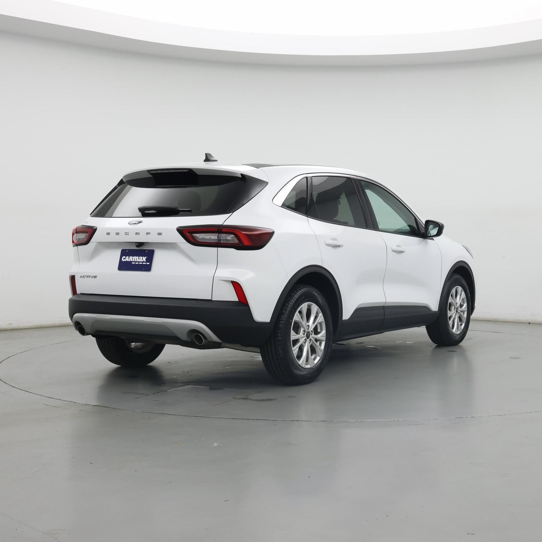 Thumbnail: 2023 Ford Escape - 8