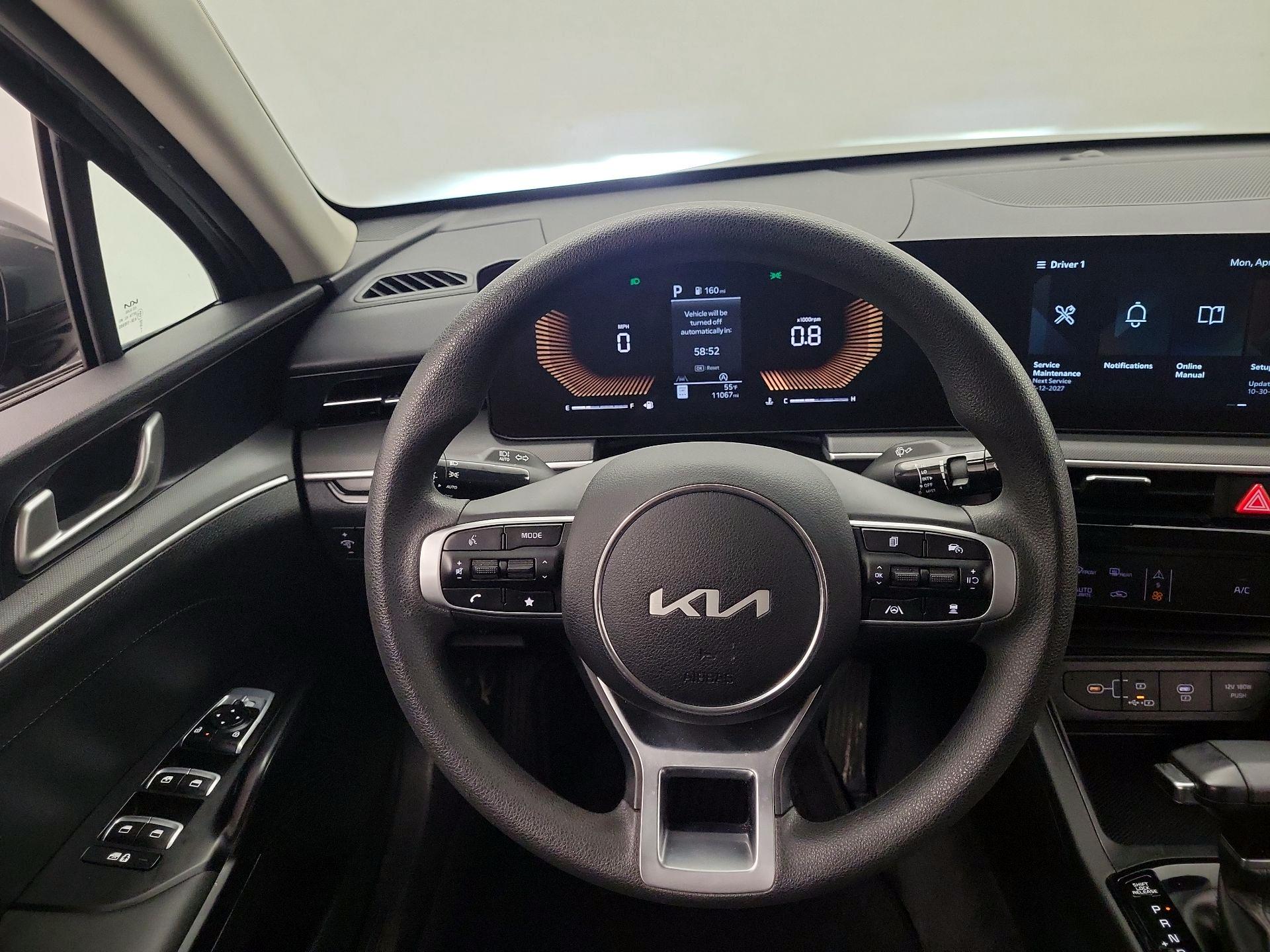 Thumbnail: 2025 Kia K5 - 10
