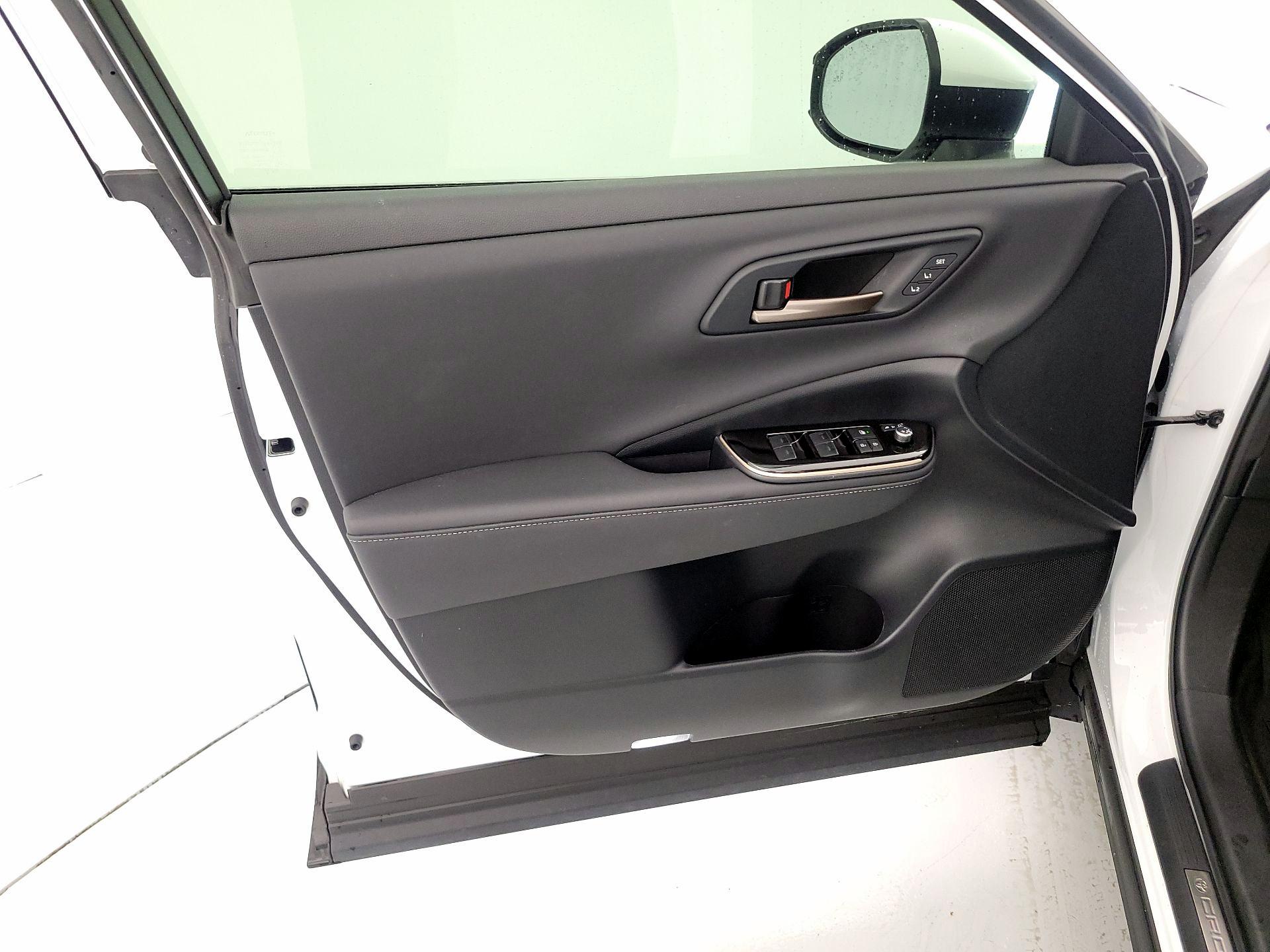 Thumbnail: 2024 Toyota Crown - 12