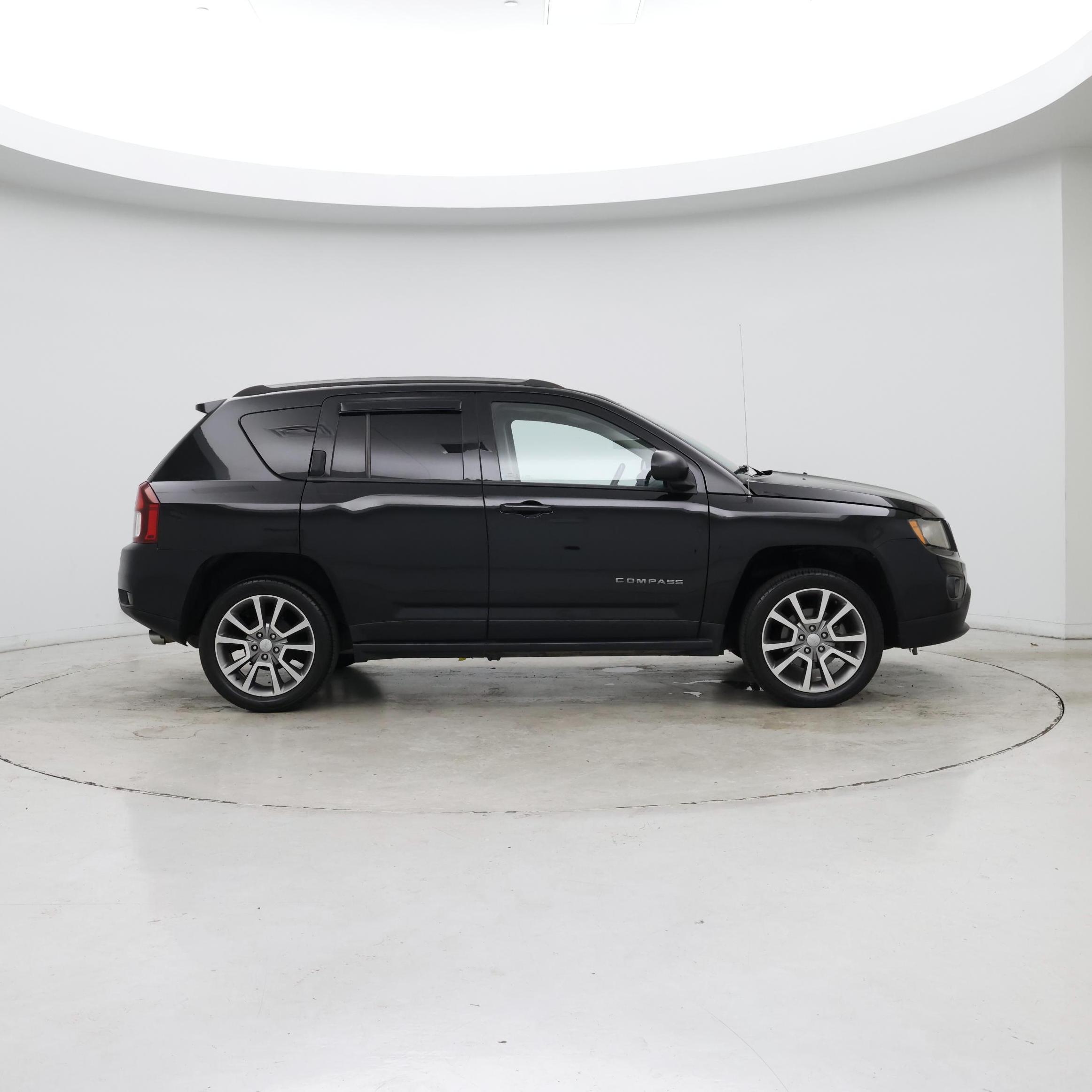 Thumbnail: 2016 Jeep Compass - 7