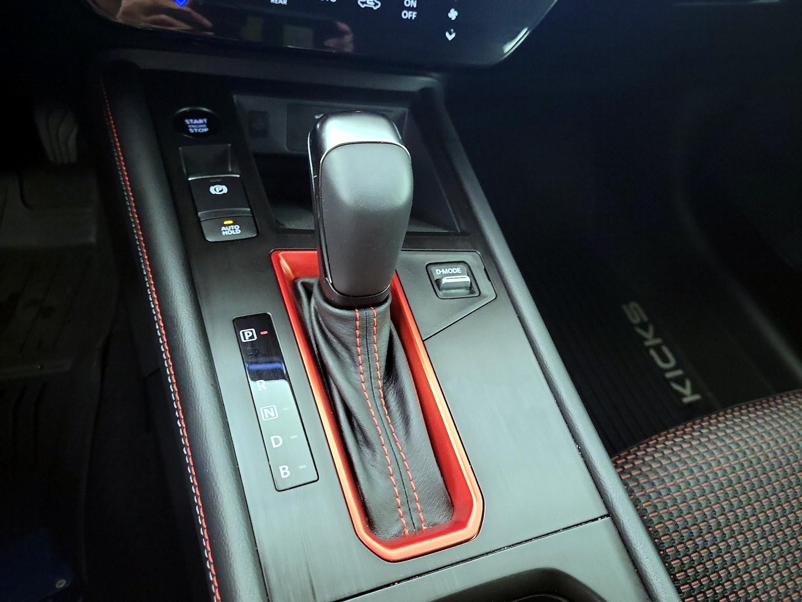 2025 Nissan Kicks SR AWD - Photo 17