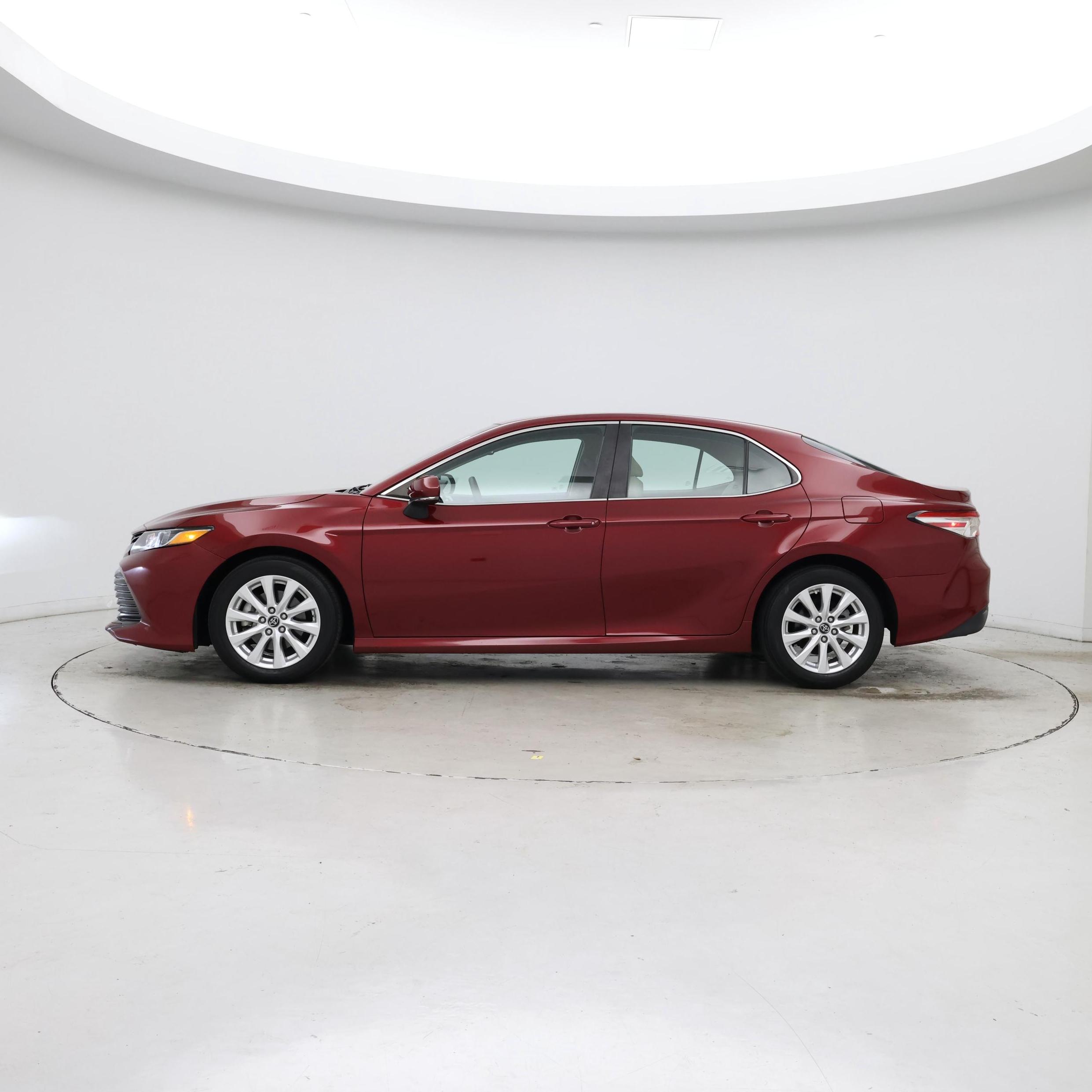 Thumbnail: 2018 Toyota Camry - 3