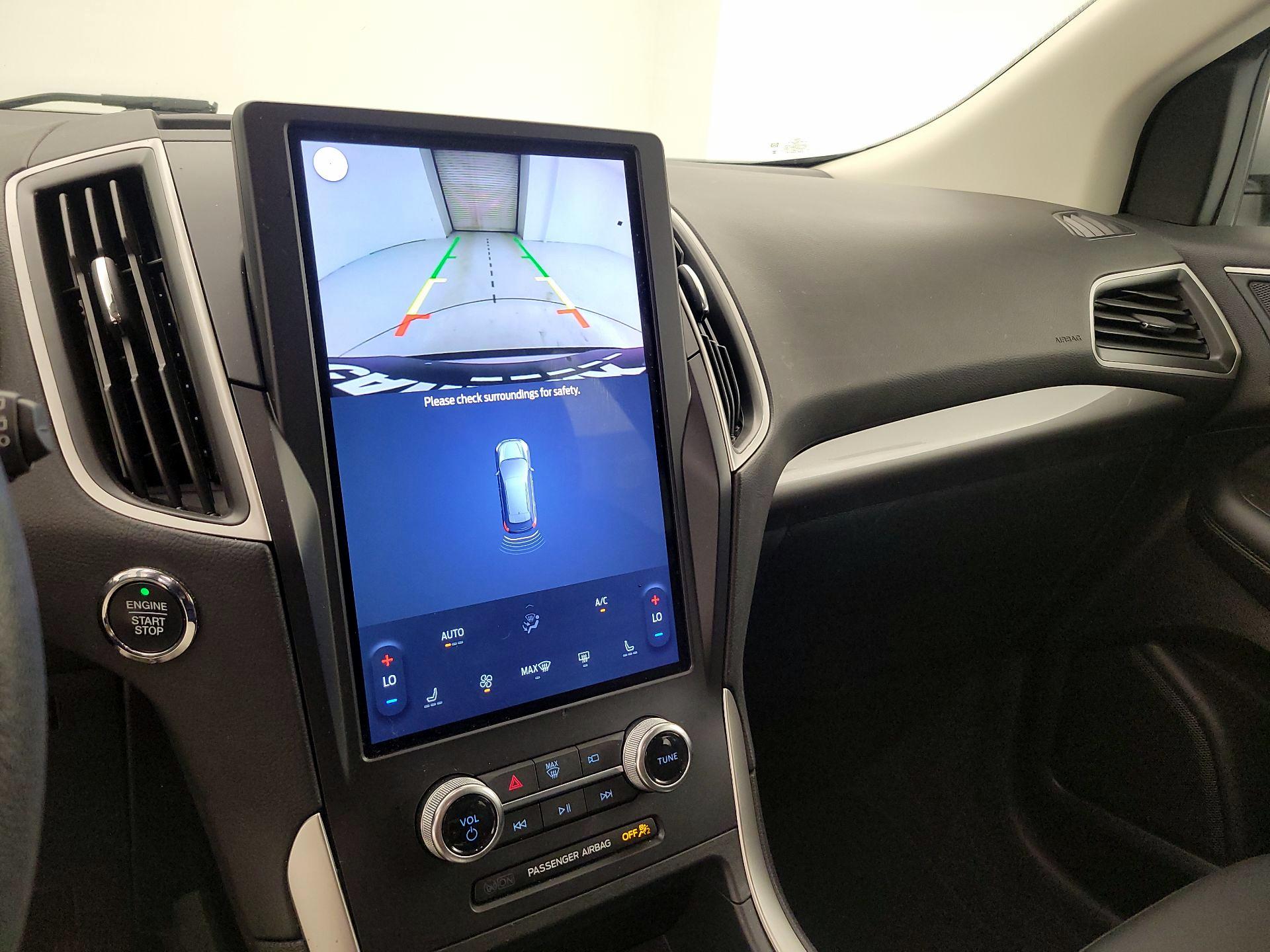 Thumbnail: 2024 Ford Edge - 14