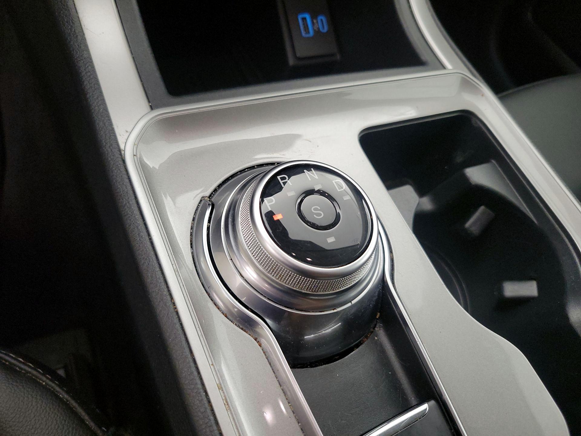 Thumbnail: 2024 Ford Edge - 17