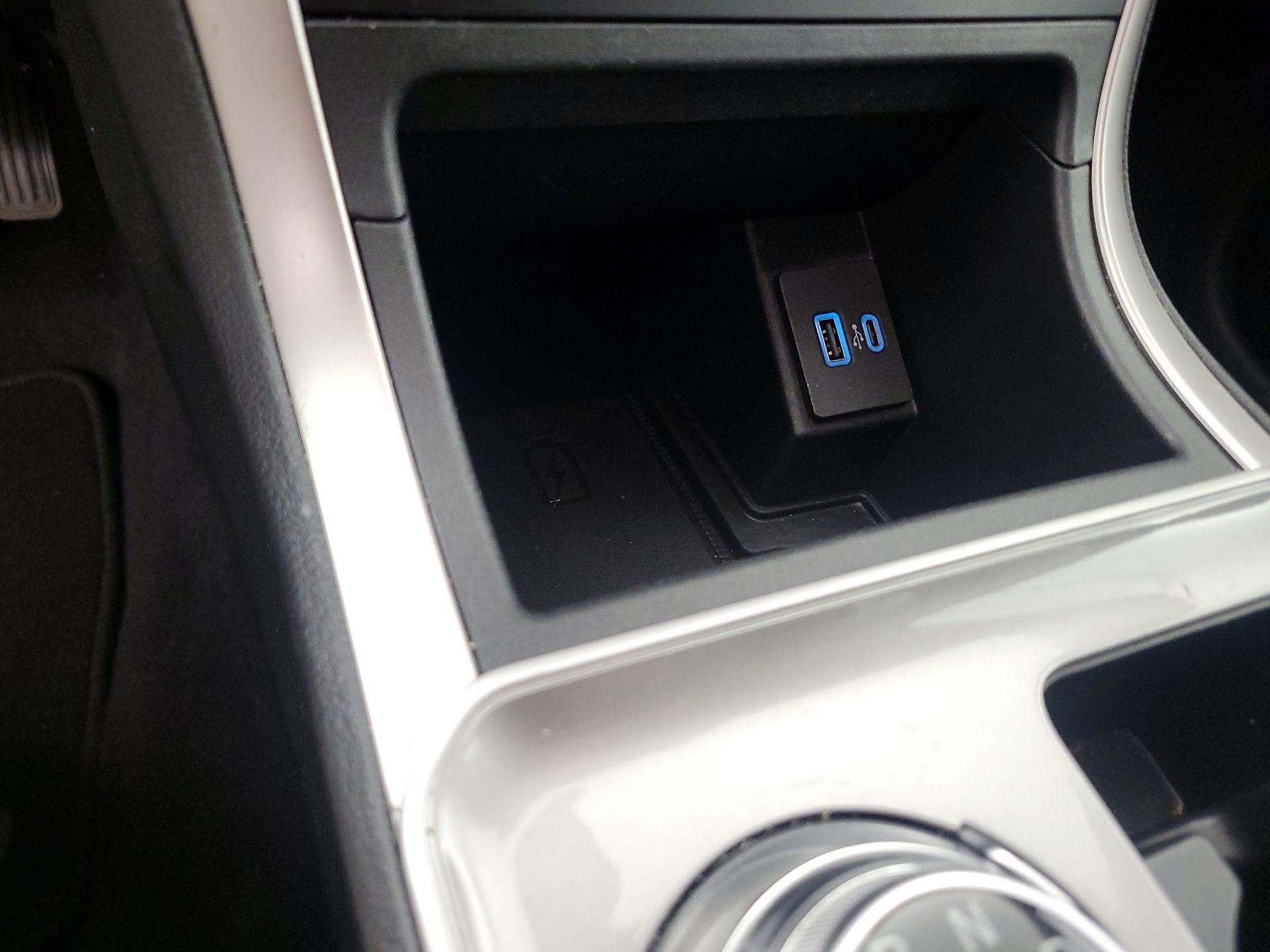 Thumbnail: 2024 Ford Edge - 18