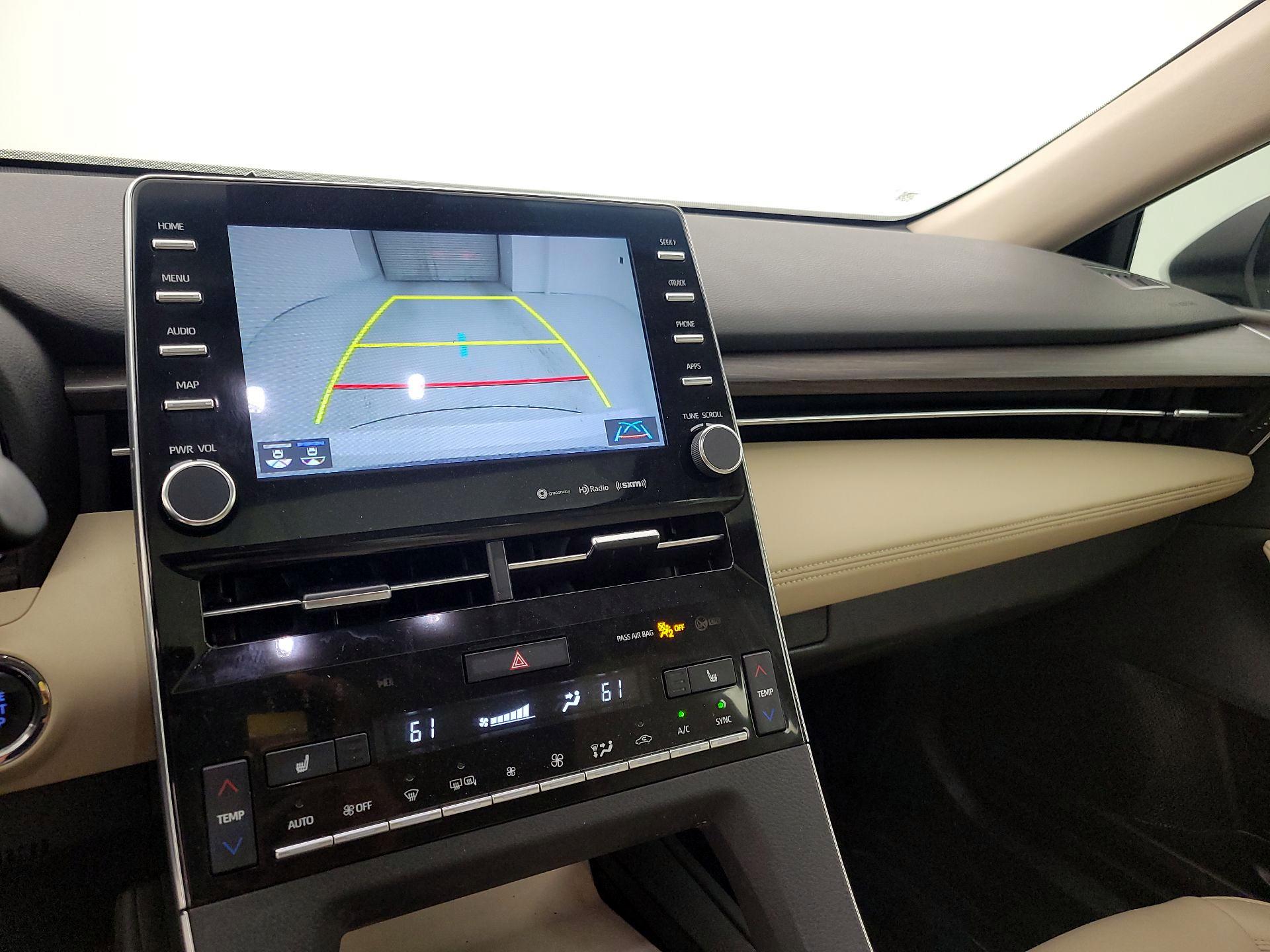 Thumbnail: 2022 Toyota Avalon - 14