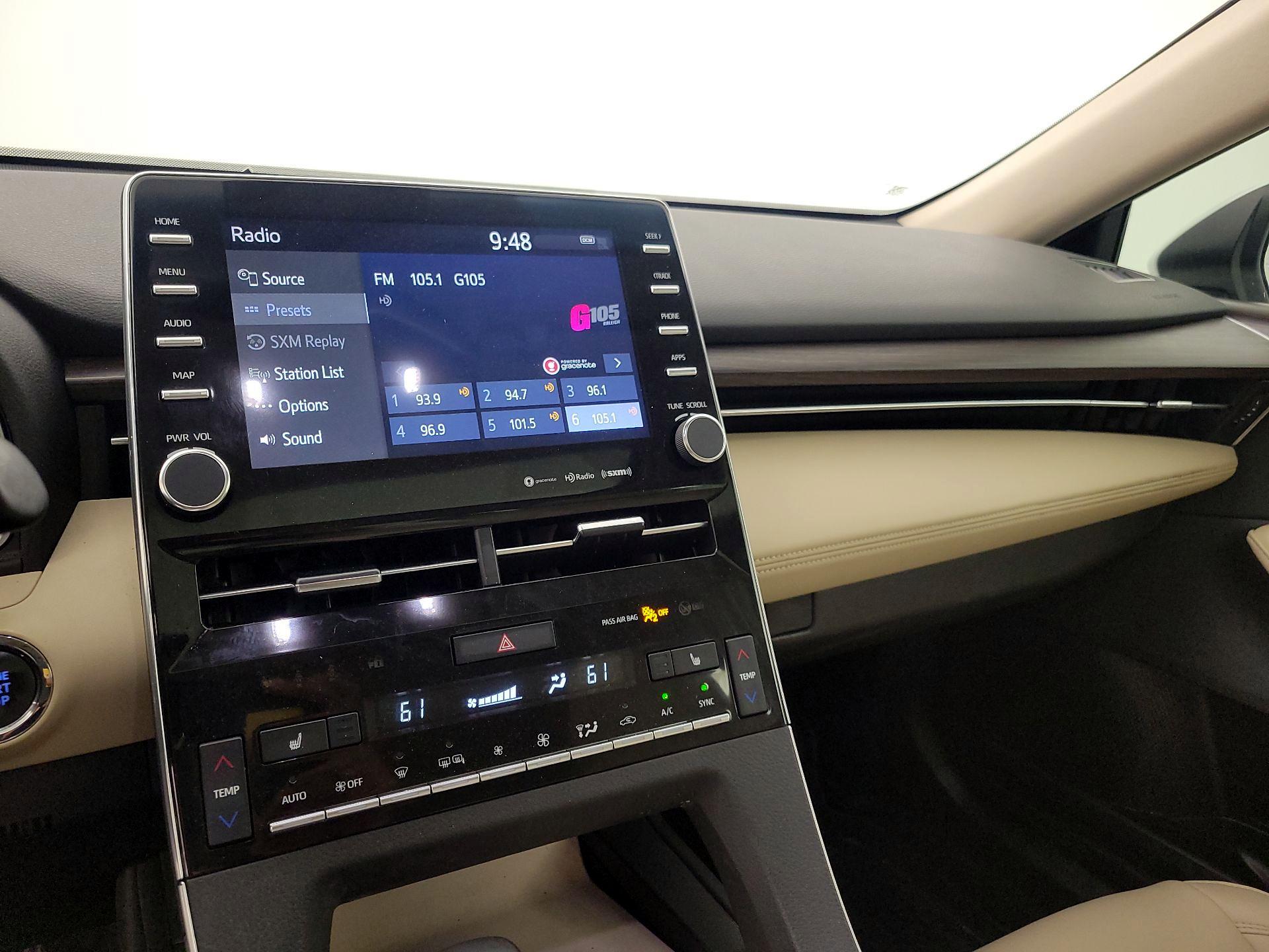 Thumbnail: 2022 Toyota Avalon - 15