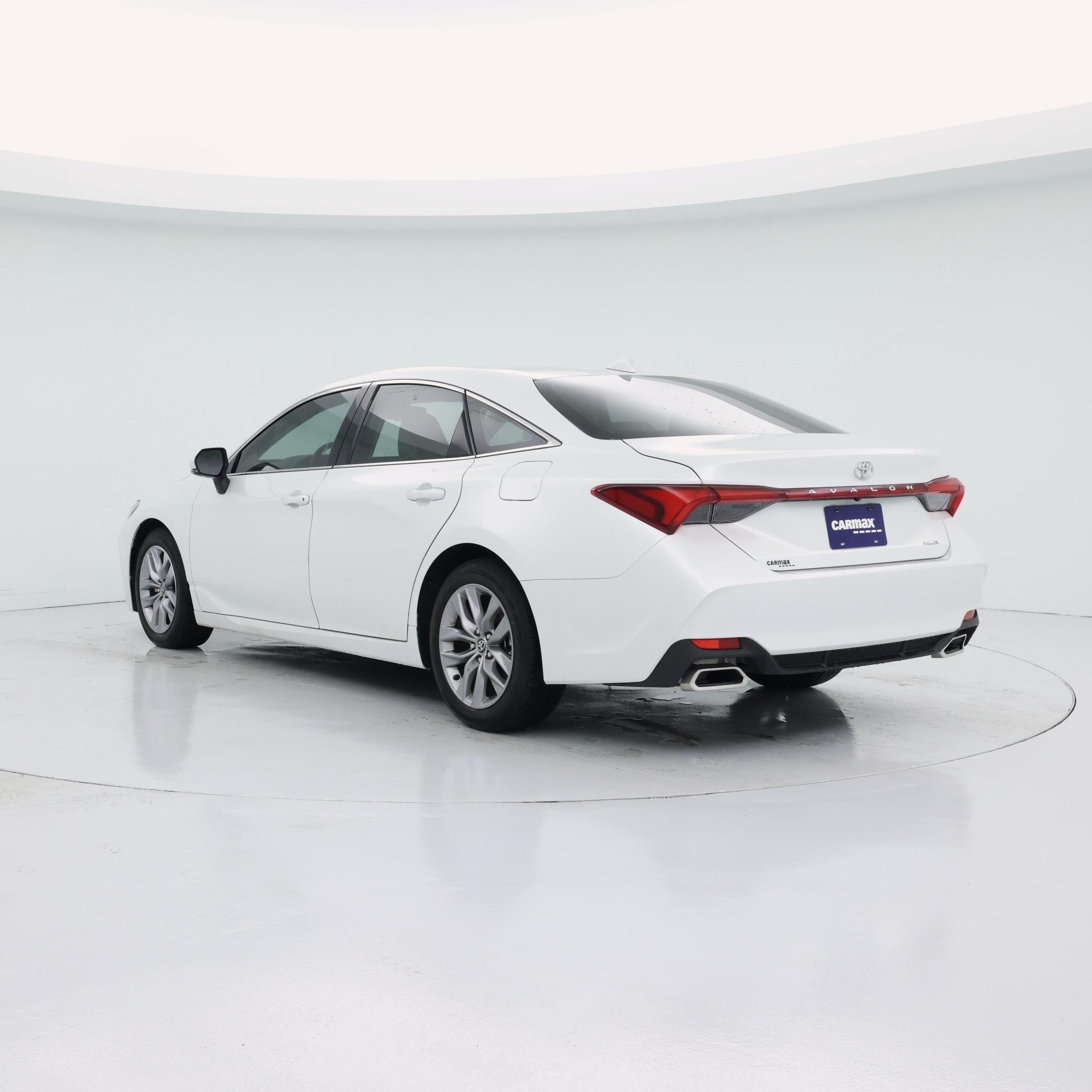 Thumbnail: 2022 Toyota Avalon - 2
