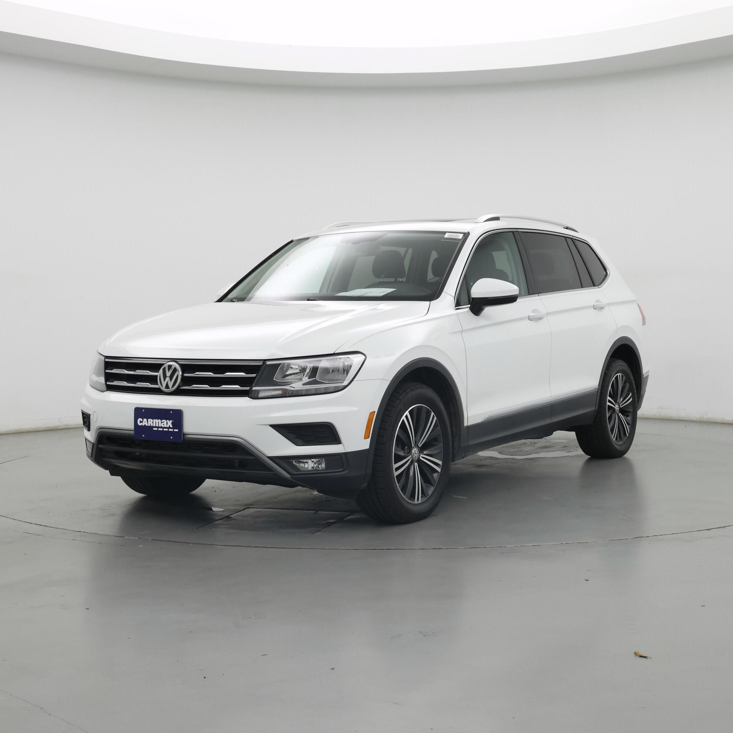 Thumbnail: 2018 Volkswagen Tiguan - 4