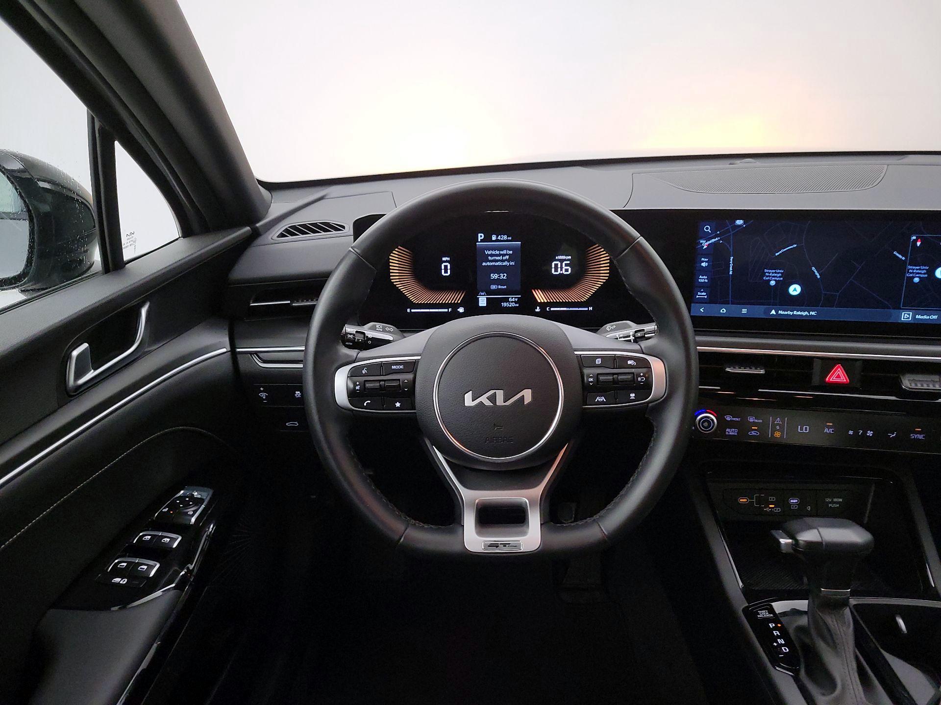 Thumbnail: 2025 Kia K5 - 10