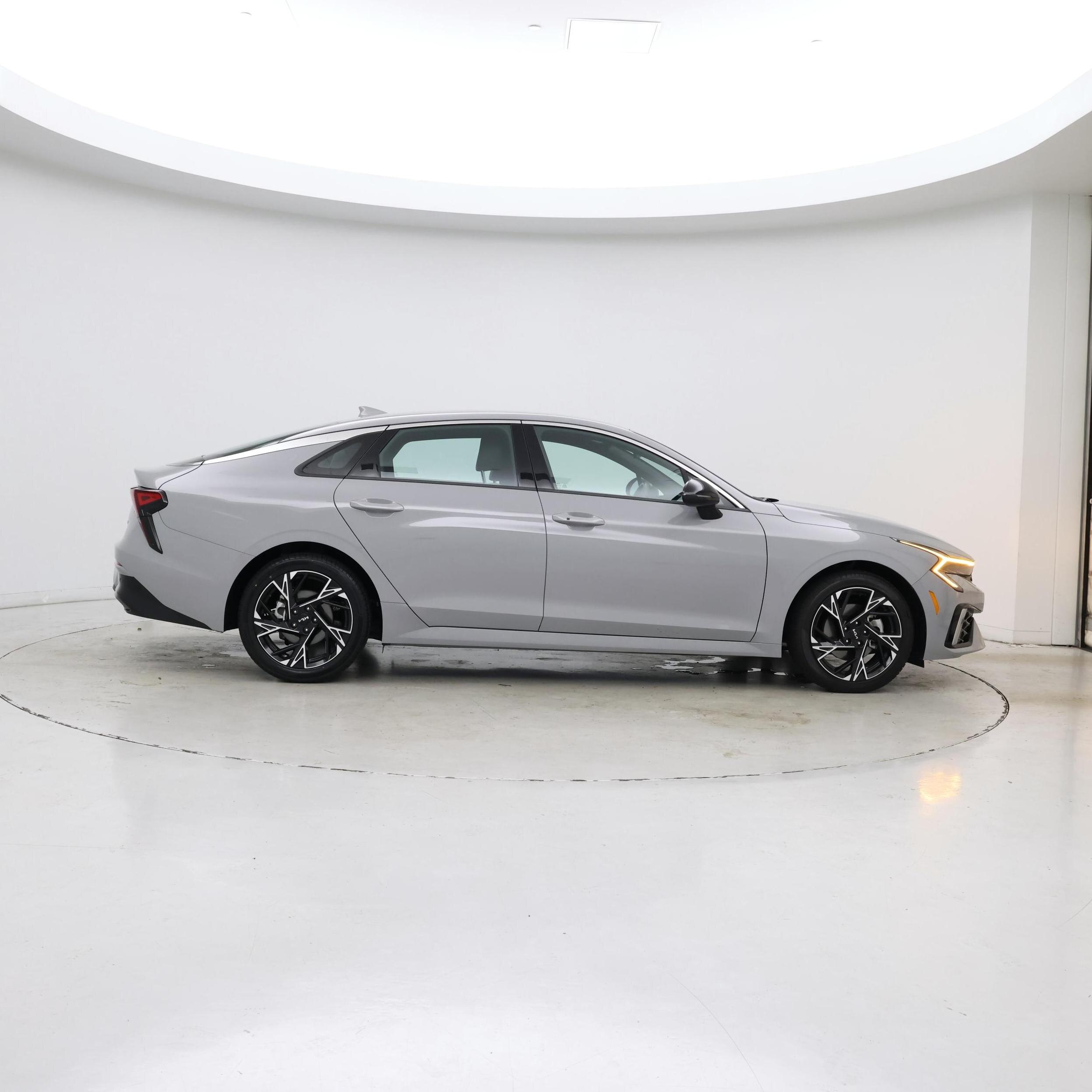 Thumbnail: 2025 Kia K5 - 7