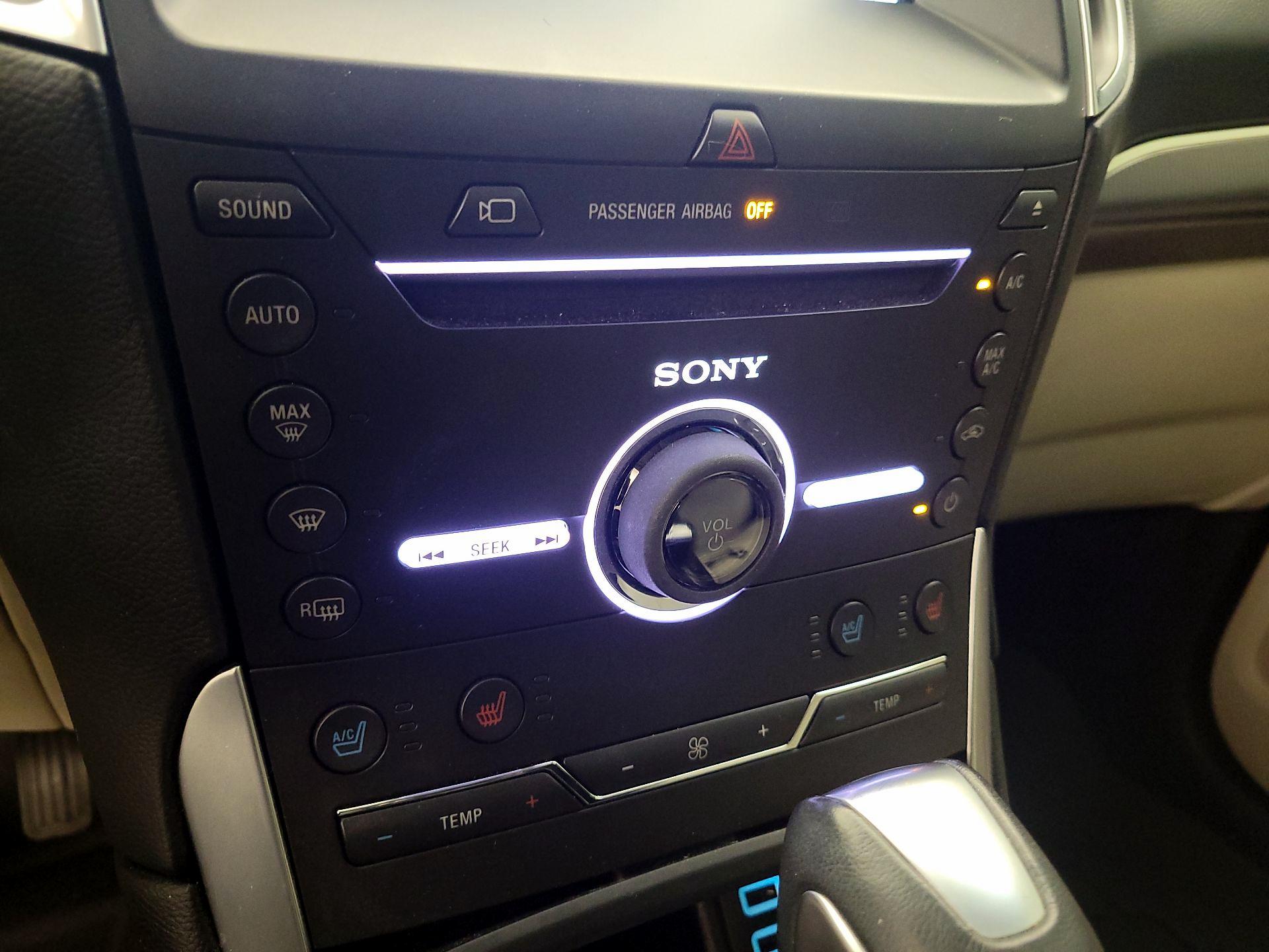 Thumbnail: 2016 Ford Edge - 14