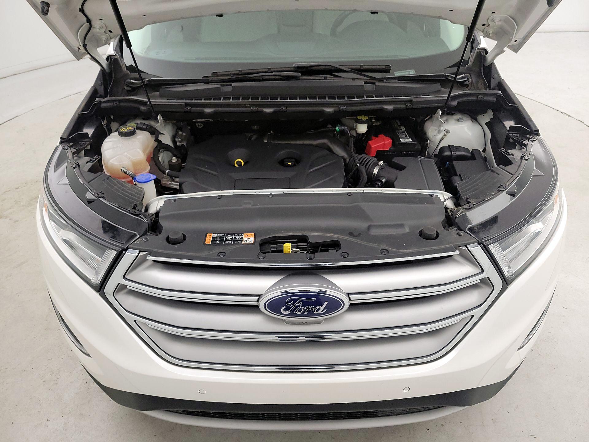 Thumbnail: 2016 Ford Edge - 19