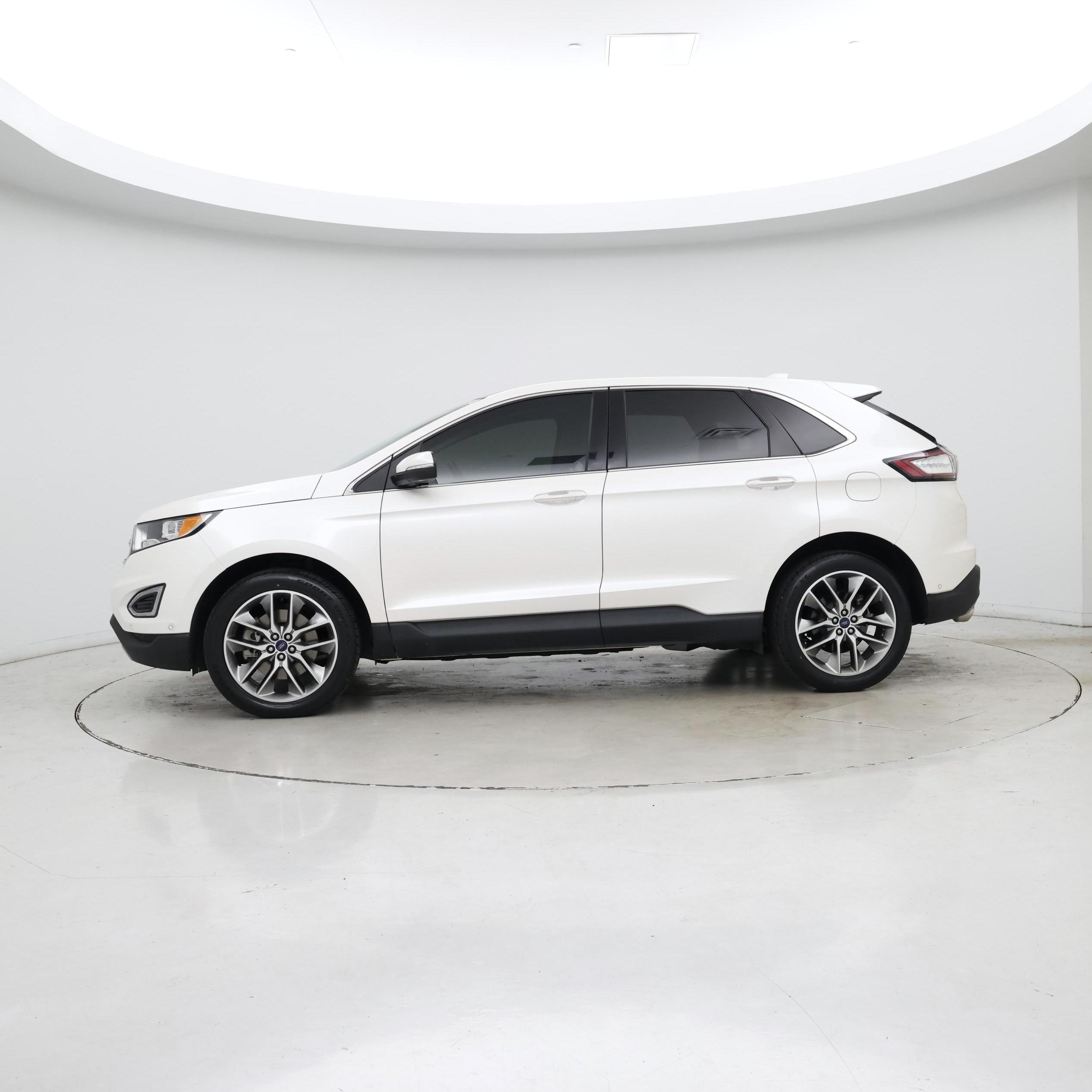 Thumbnail: 2016 Ford Edge - 3