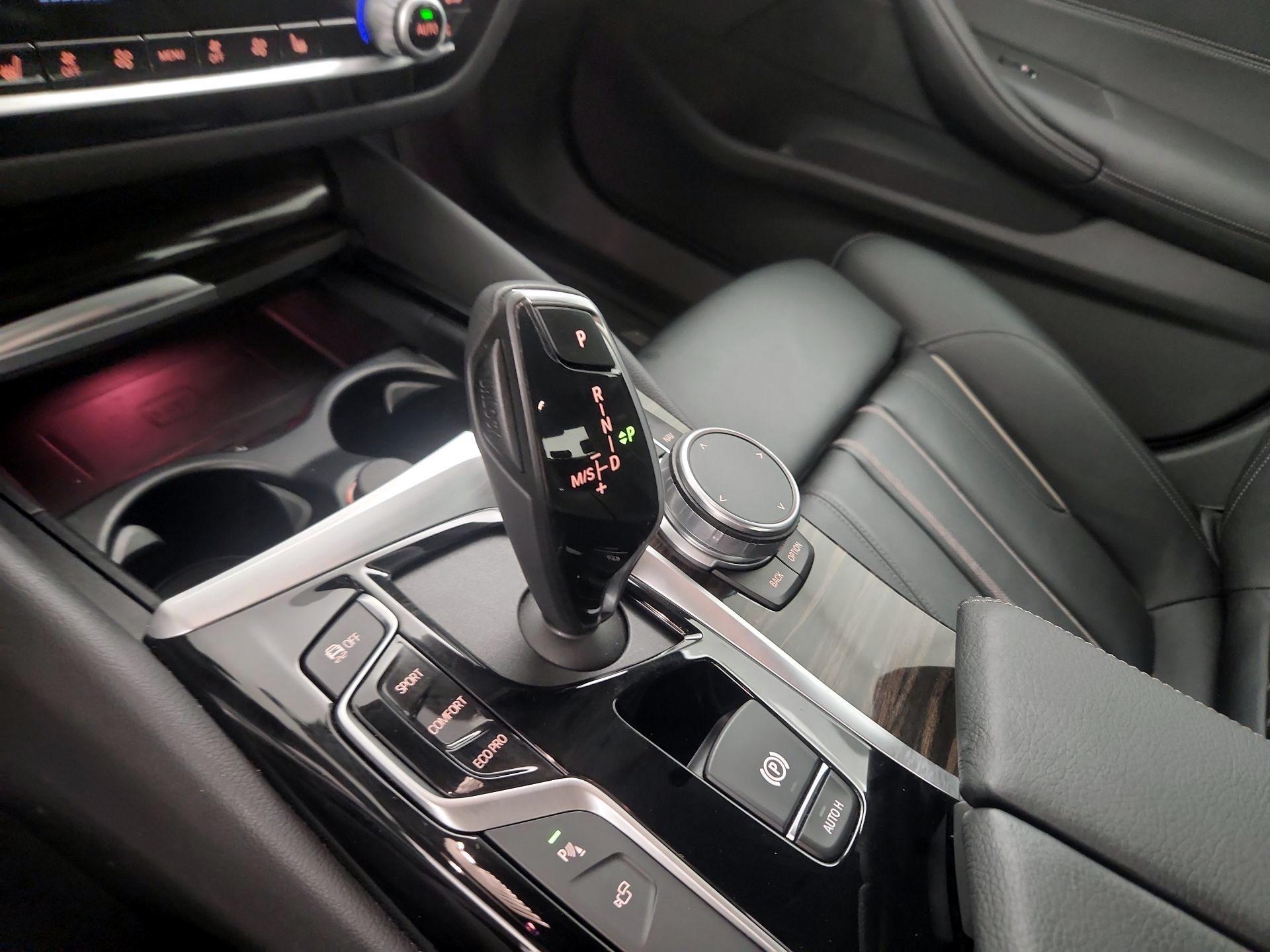 Thumbnail: 2019 BMW 5 Series - 18