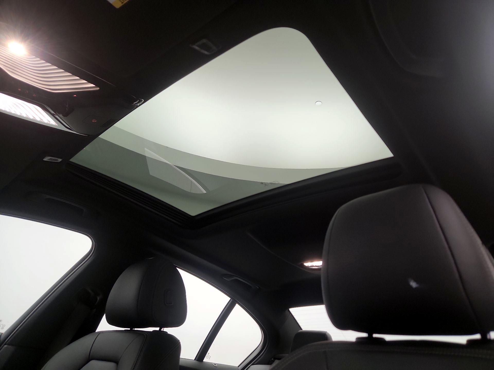 Thumbnail: 2019 BMW 5 Series - 20