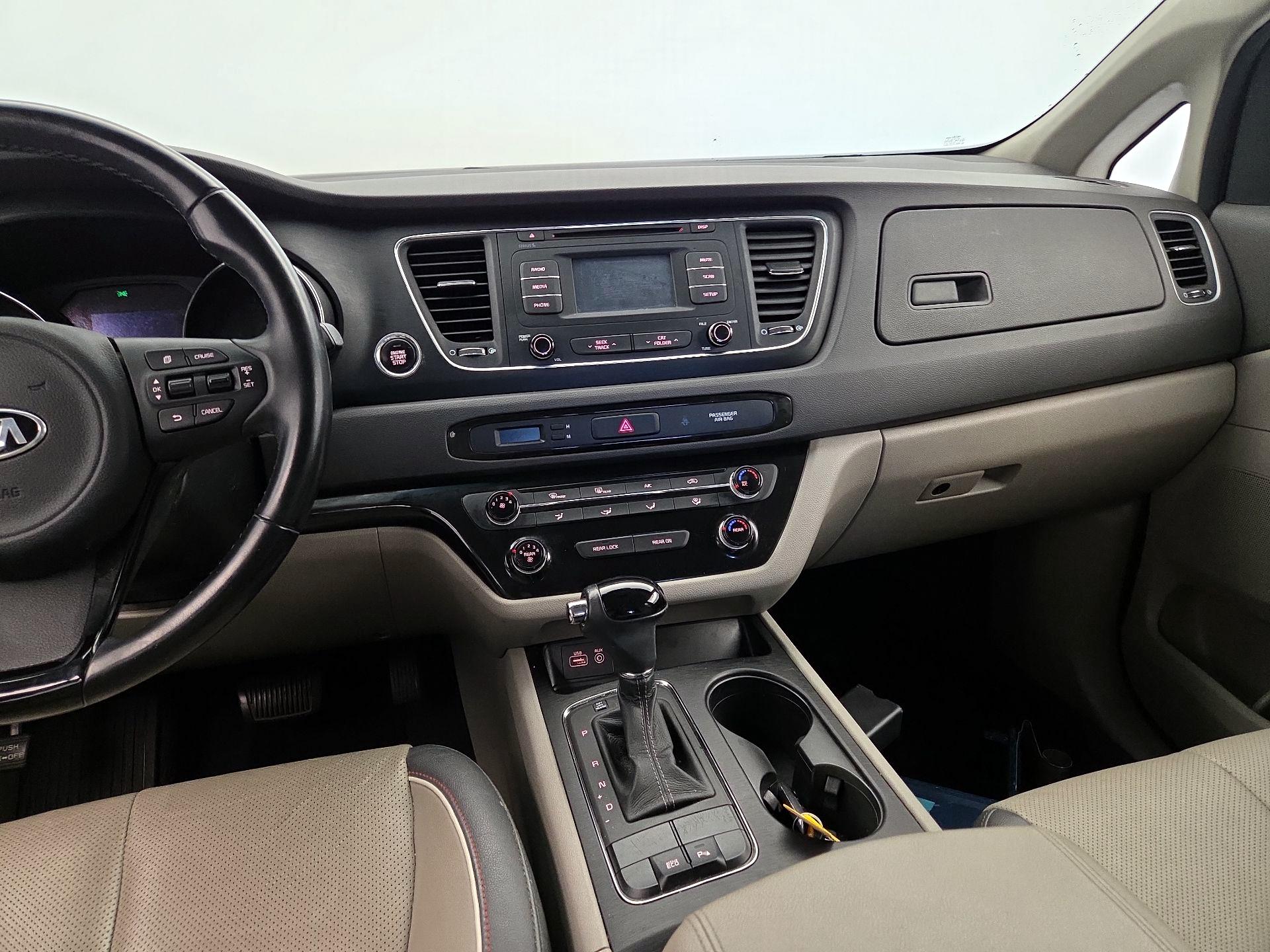 Thumbnail: 2016 Kia Sedona - 9