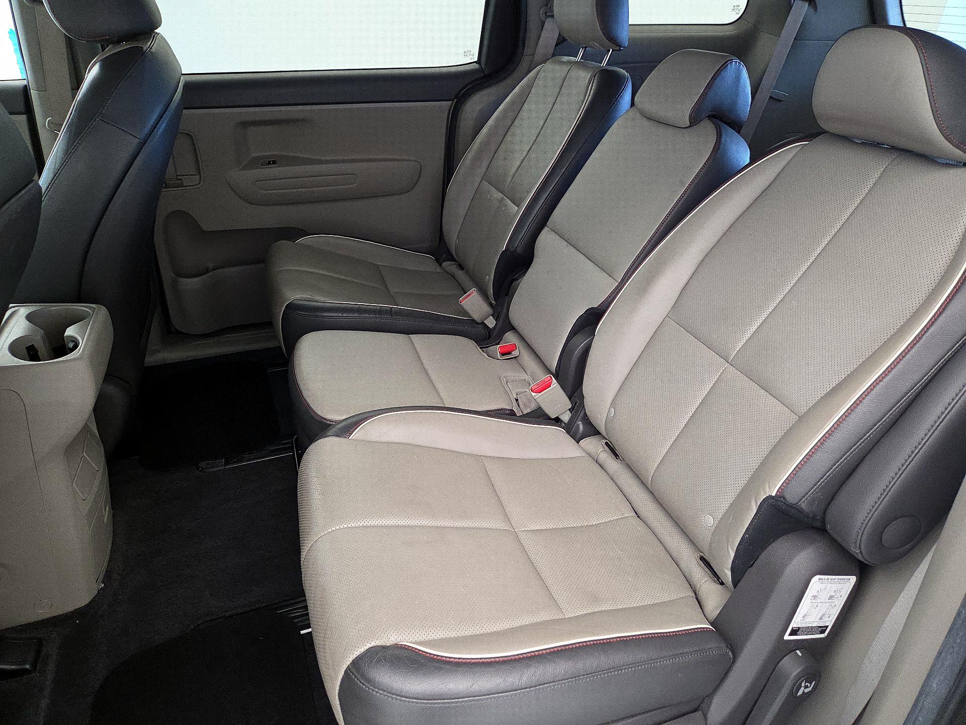 Thumbnail: 2016 Kia Sedona - 19