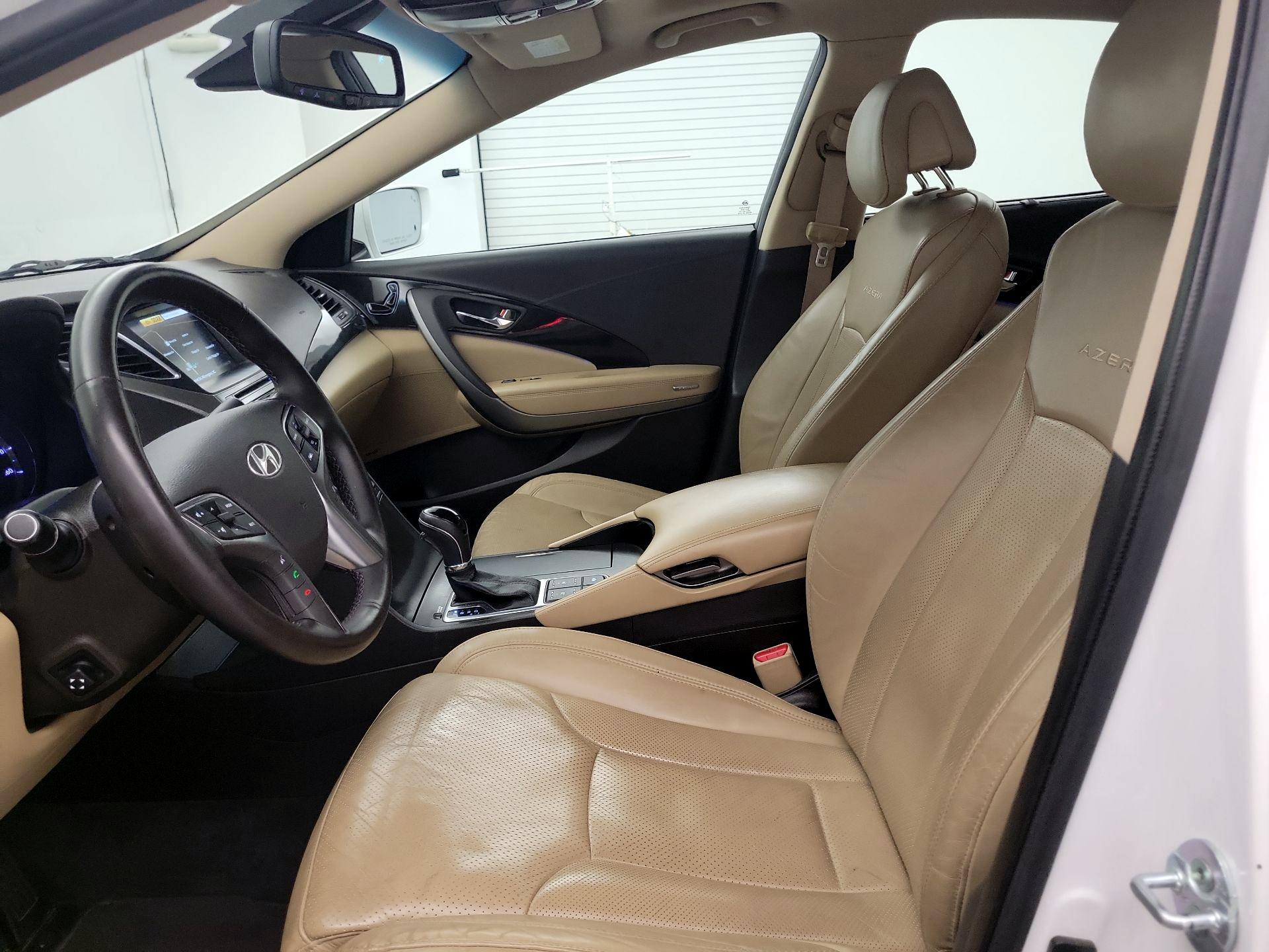 Thumbnail: 2015 Hyundai Azera - 11