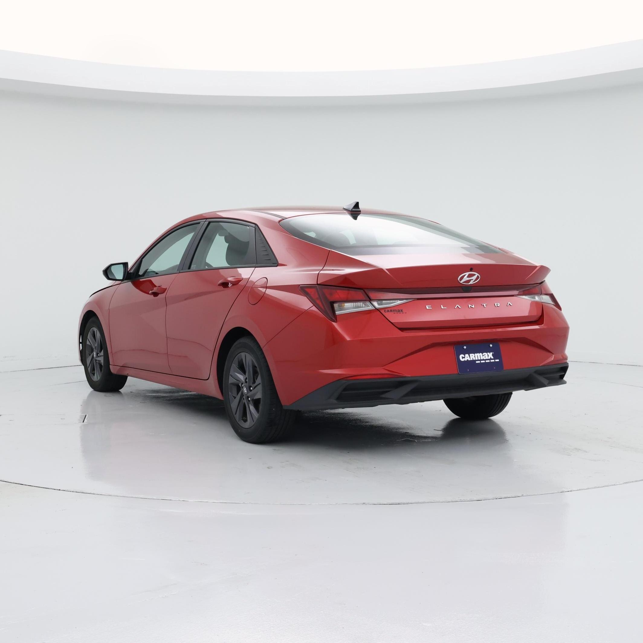 Thumbnail: 2022 Hyundai Elantra - 2