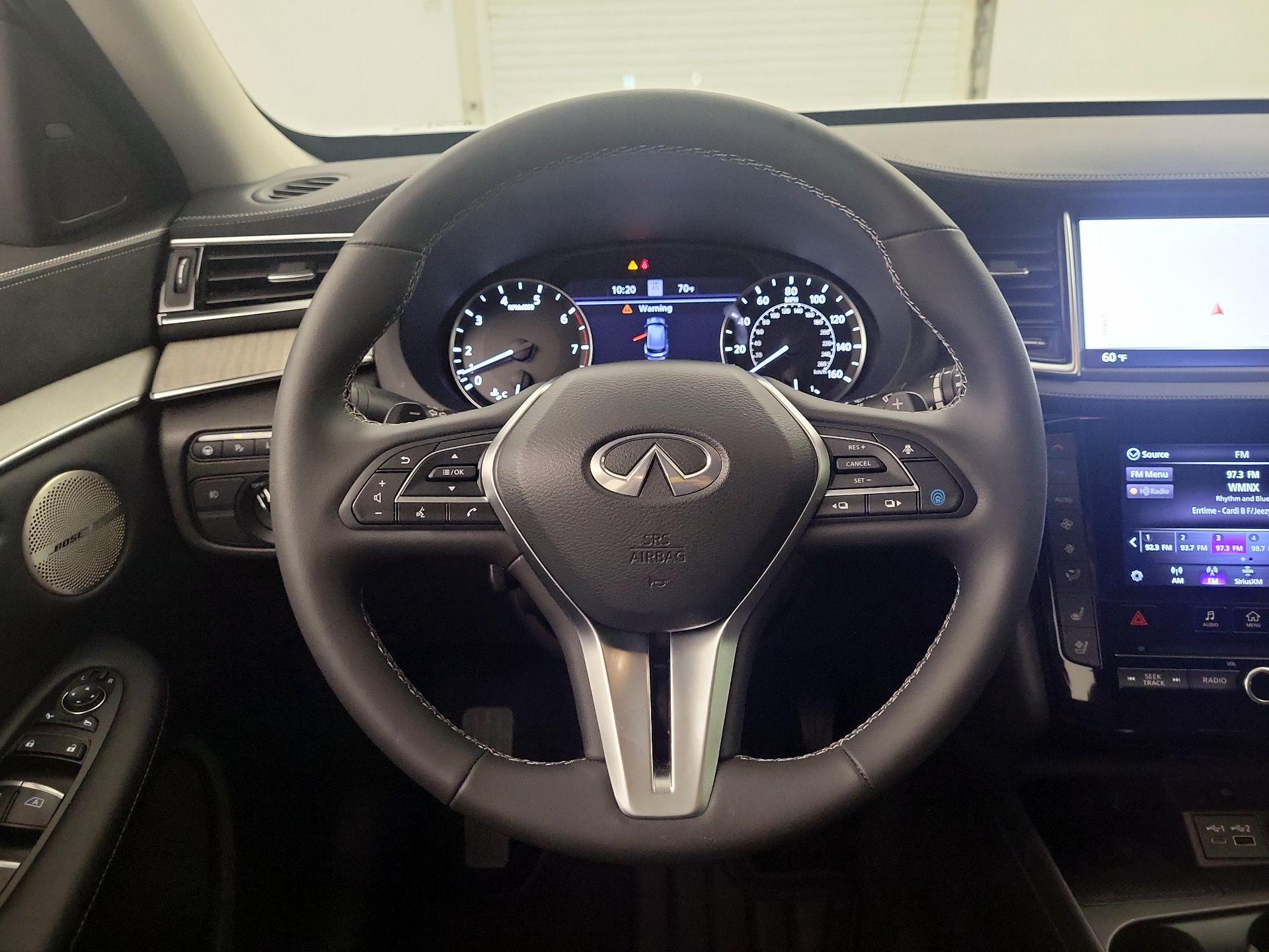 Thumbnail: 2023 INFINITI QX50 - 10