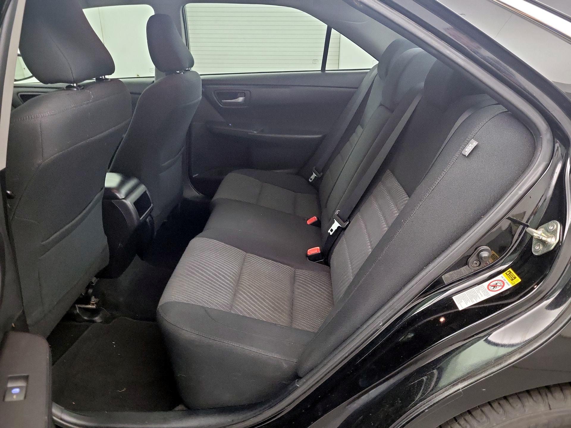 Thumbnail: 2016 Toyota Camry - 19