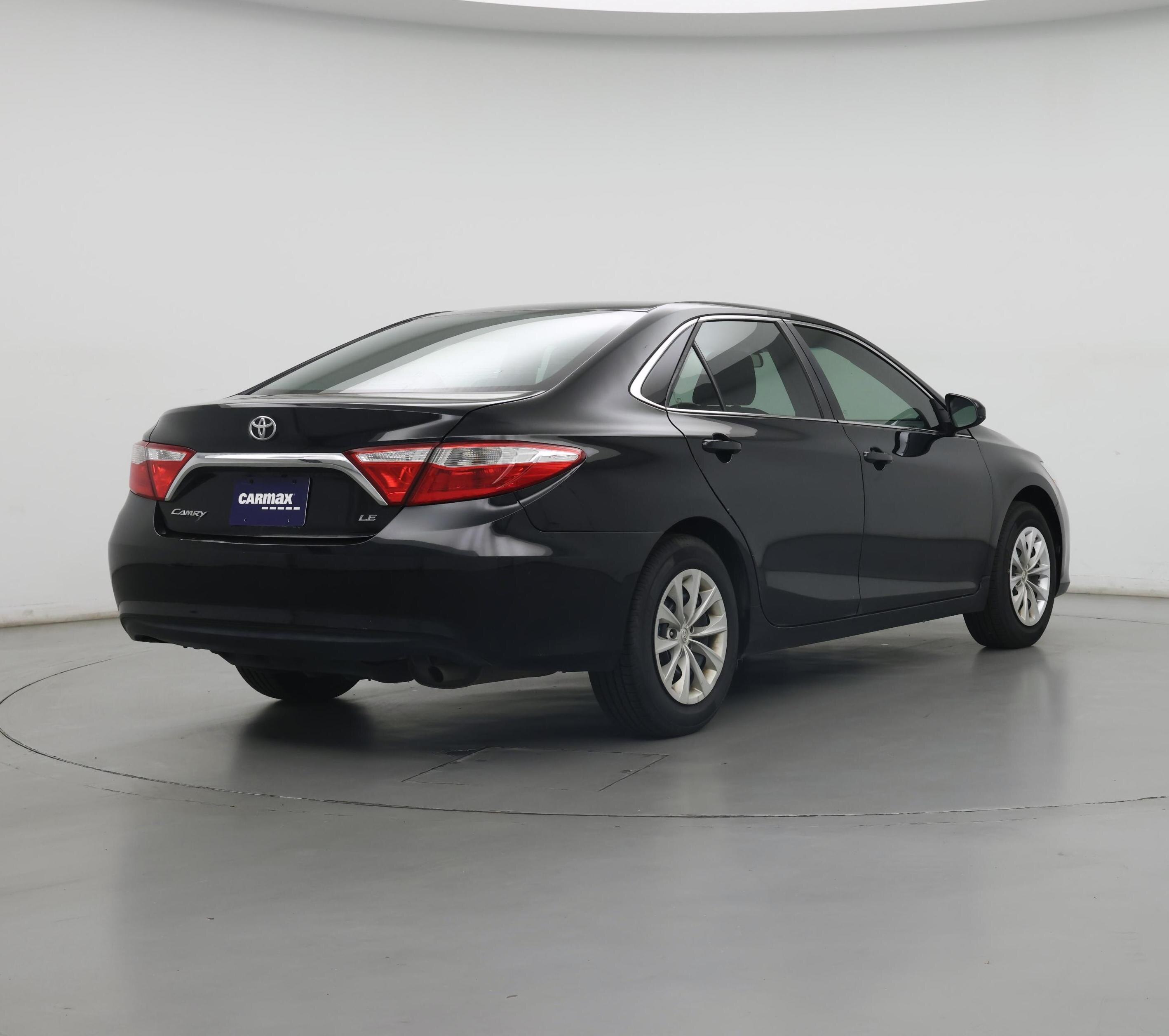 Thumbnail: 2016 Toyota Camry - 8