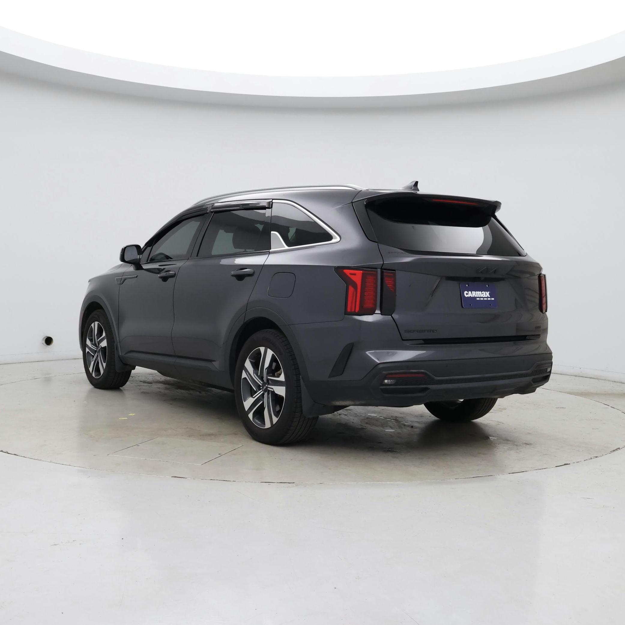 Thumbnail: 2023 Kia Sorento - 2