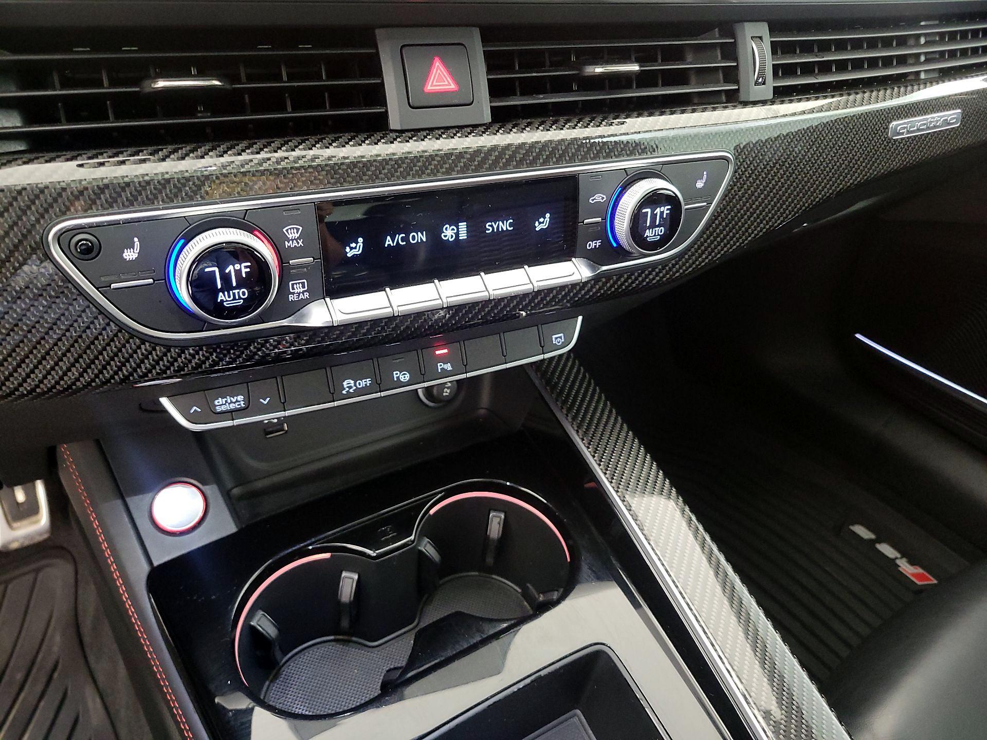 Thumbnail: 2021 Audi RS 5 - 17