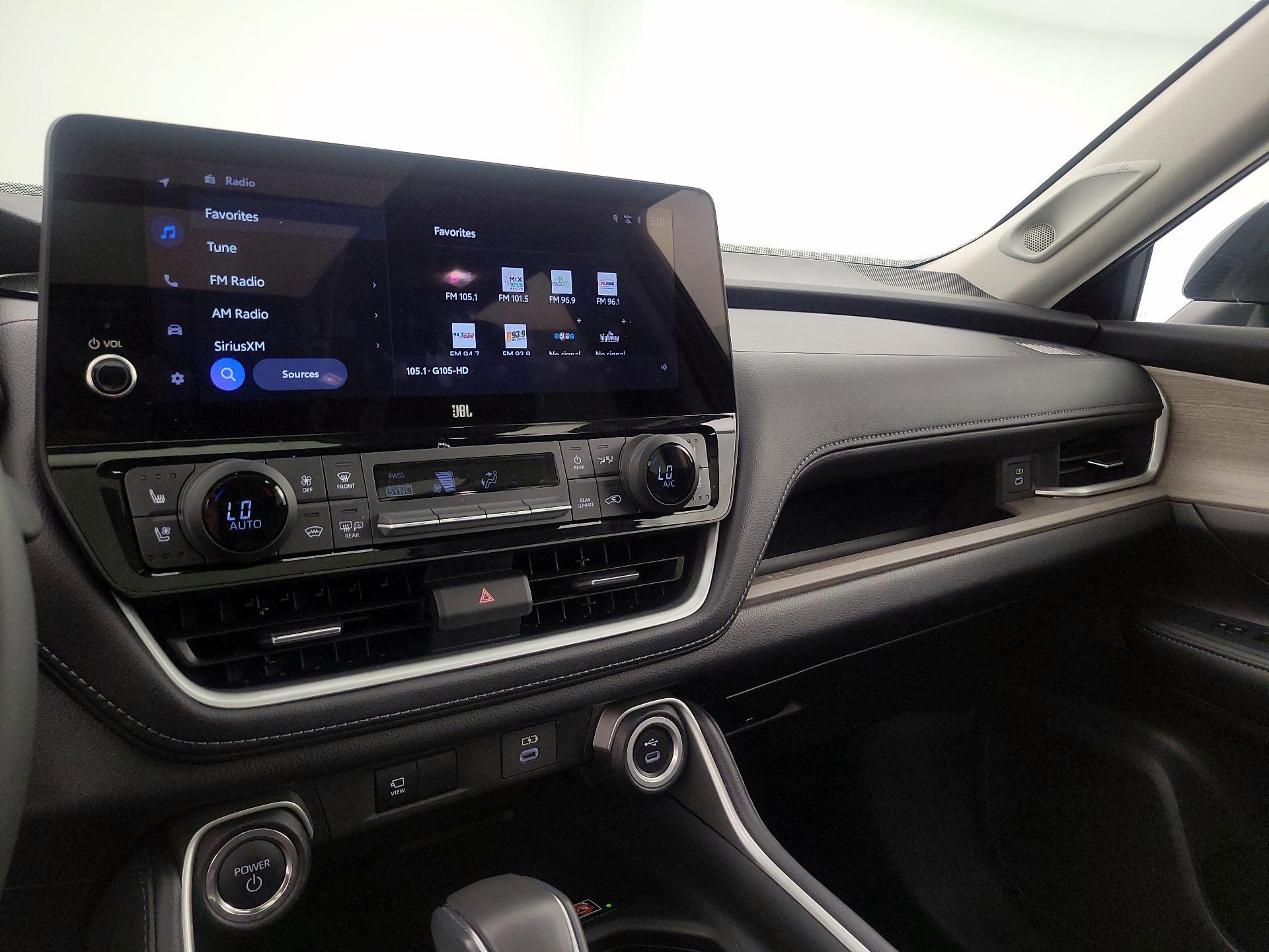 Thumbnail: 2025 Toyota Highlander - 15