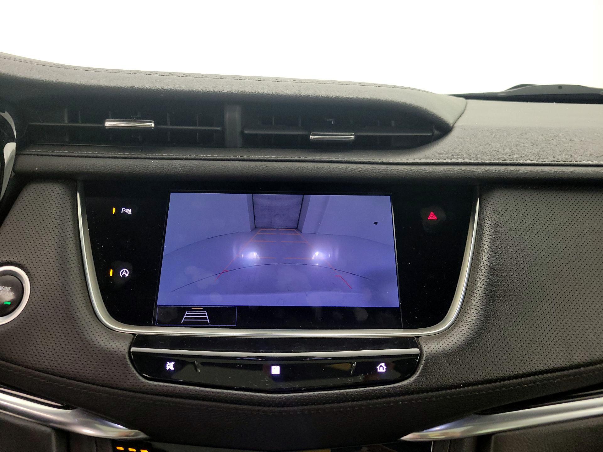 Thumbnail: 2020 Cadillac XT5 - 15