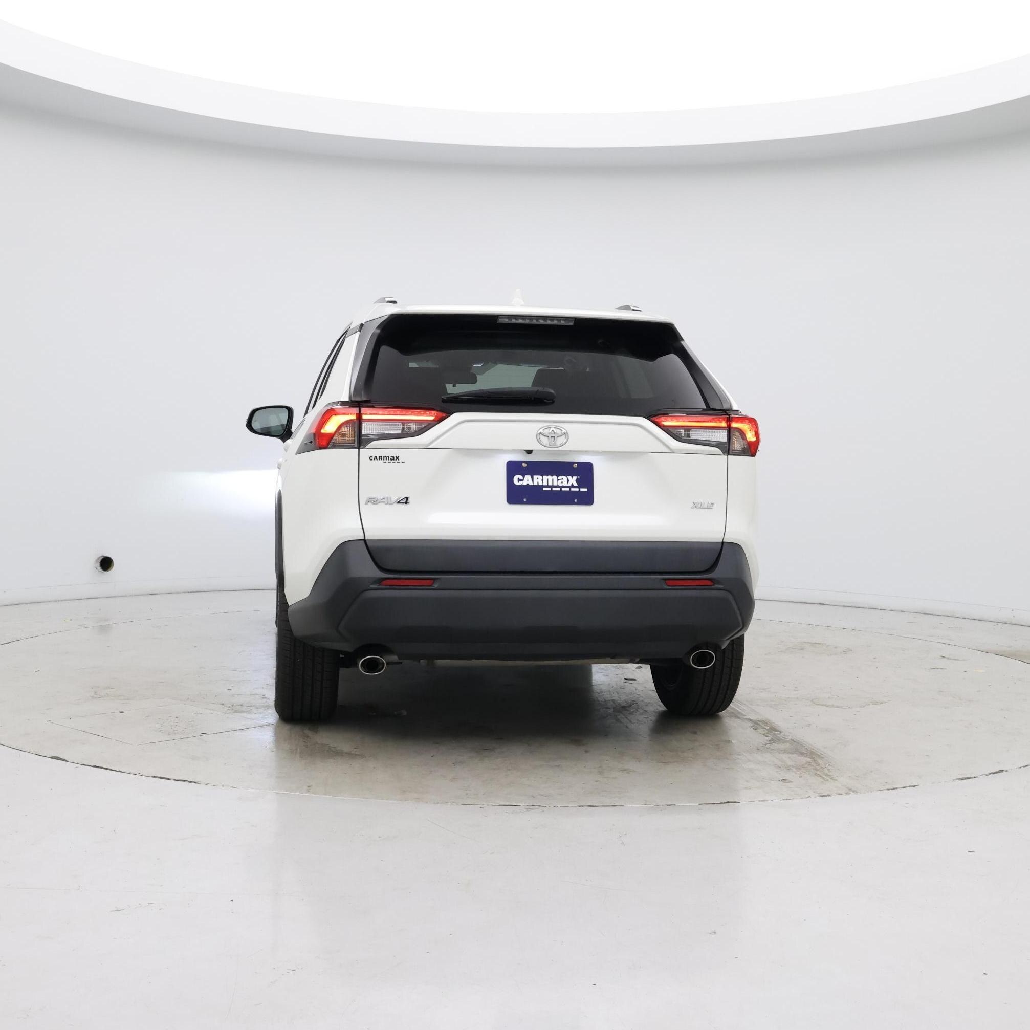 Thumbnail: 2022 Toyota RAV4 - 6