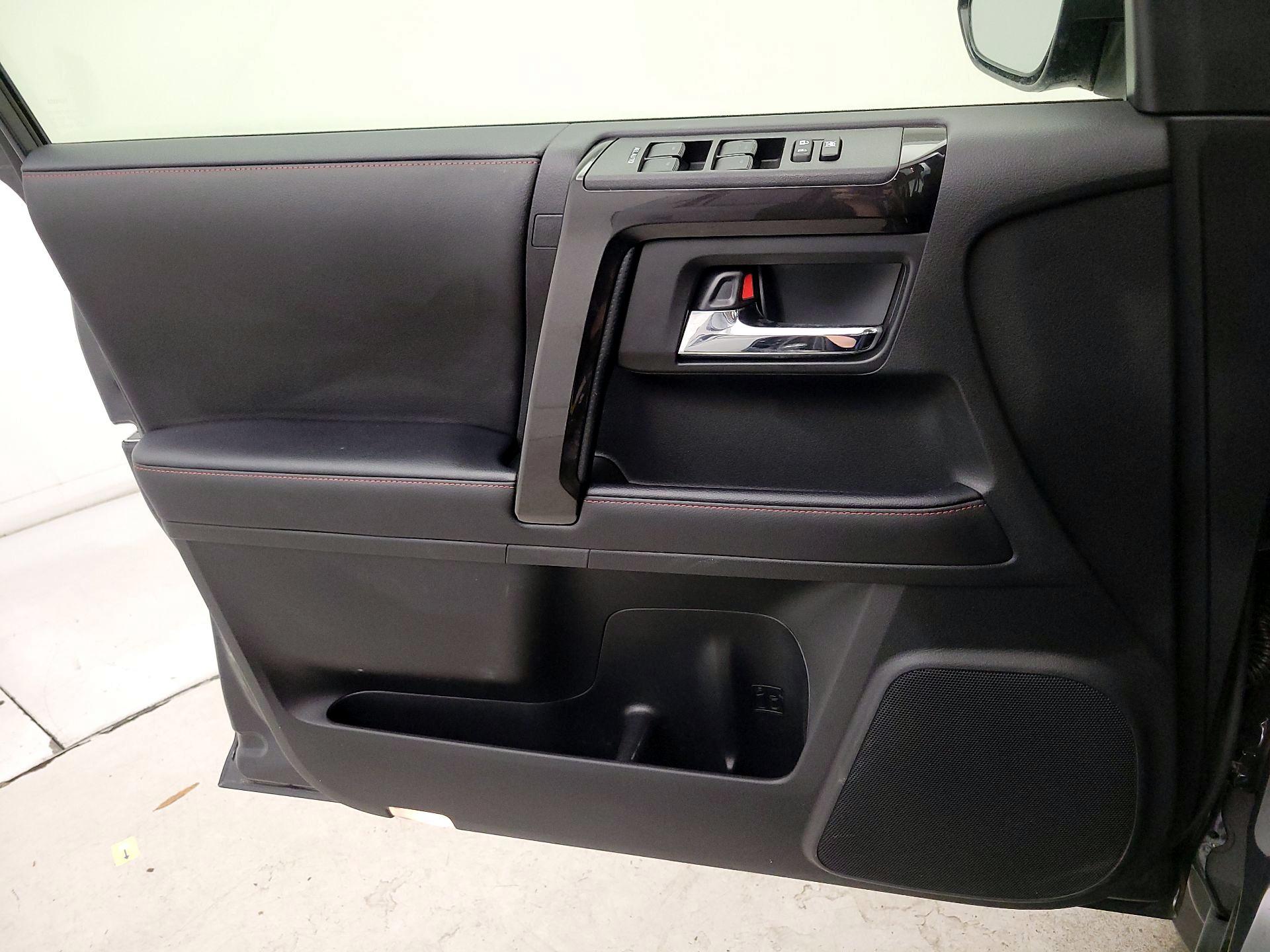 Thumbnail: 2024 Toyota 4Runner - 12