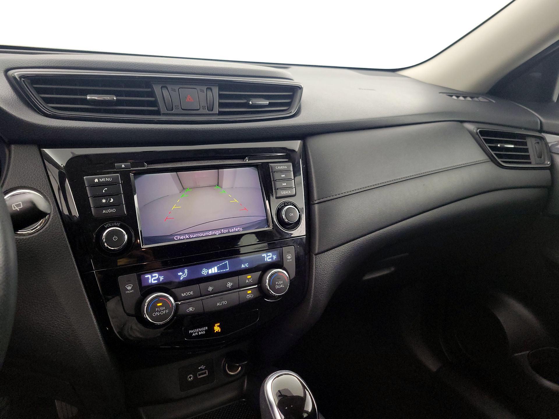 Thumbnail: 2018 Nissan Rogue - 14