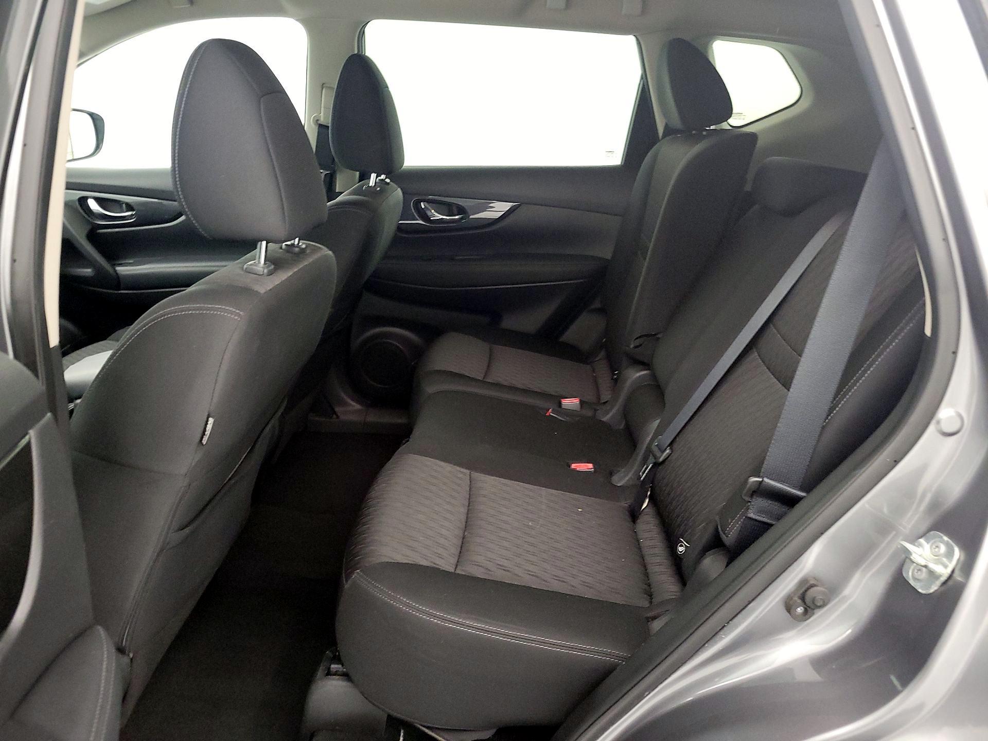 Thumbnail: 2018 Nissan Rogue - 19