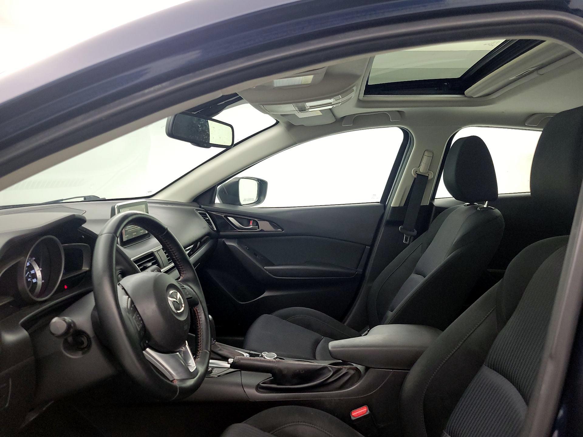 Thumbnail: 2016 Mazda Mazda3 - 19