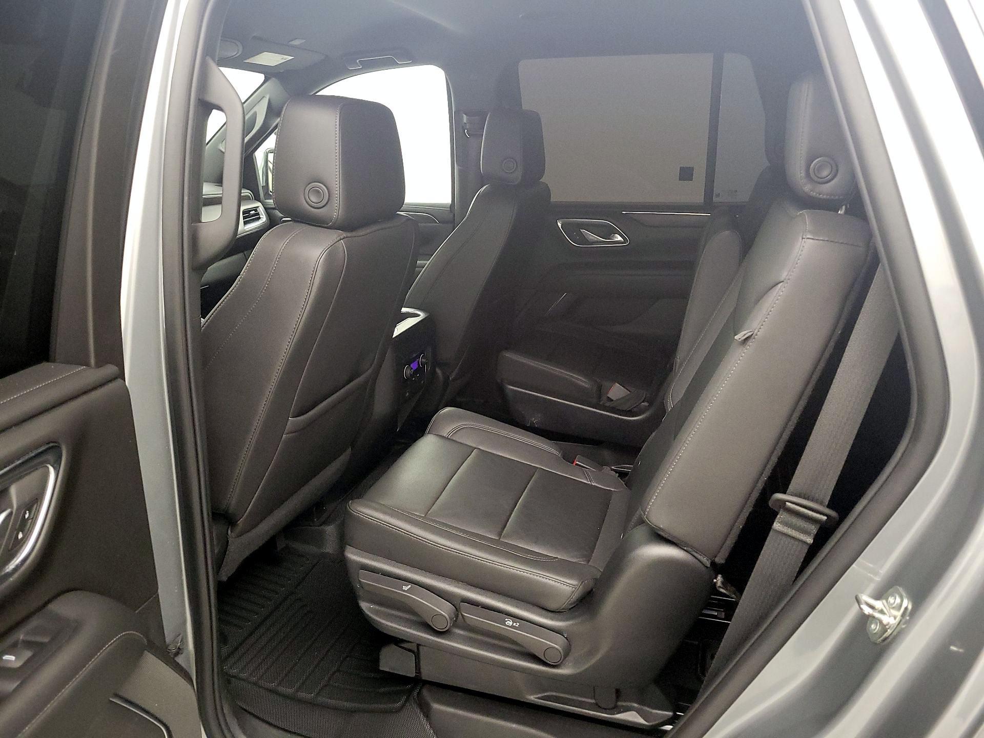 Thumbnail: 2023 Chevrolet Tahoe - 19