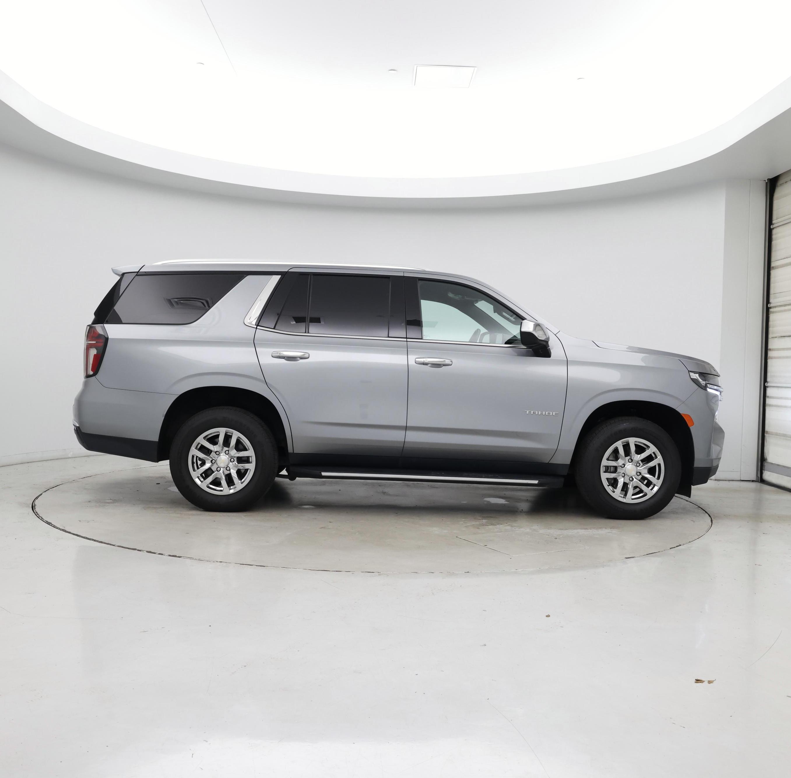 Thumbnail: 2023 Chevrolet Tahoe - 7