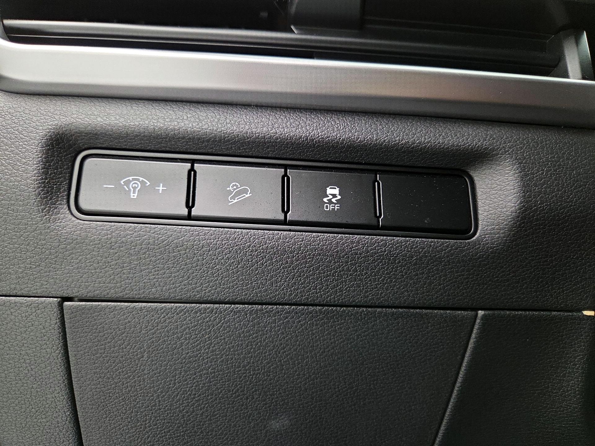 Thumbnail: 2024 Kia Telluride - 13