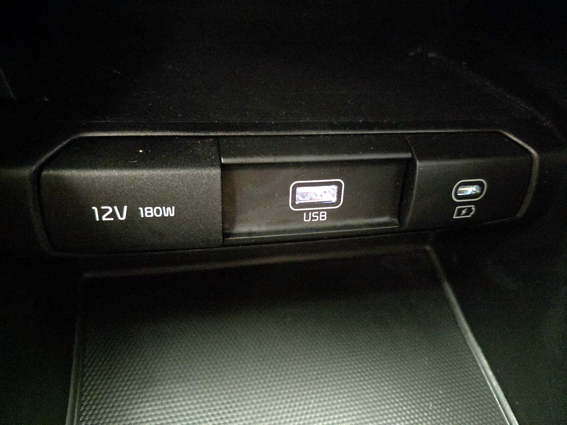 Thumbnail: 2024 Kia Telluride - 19