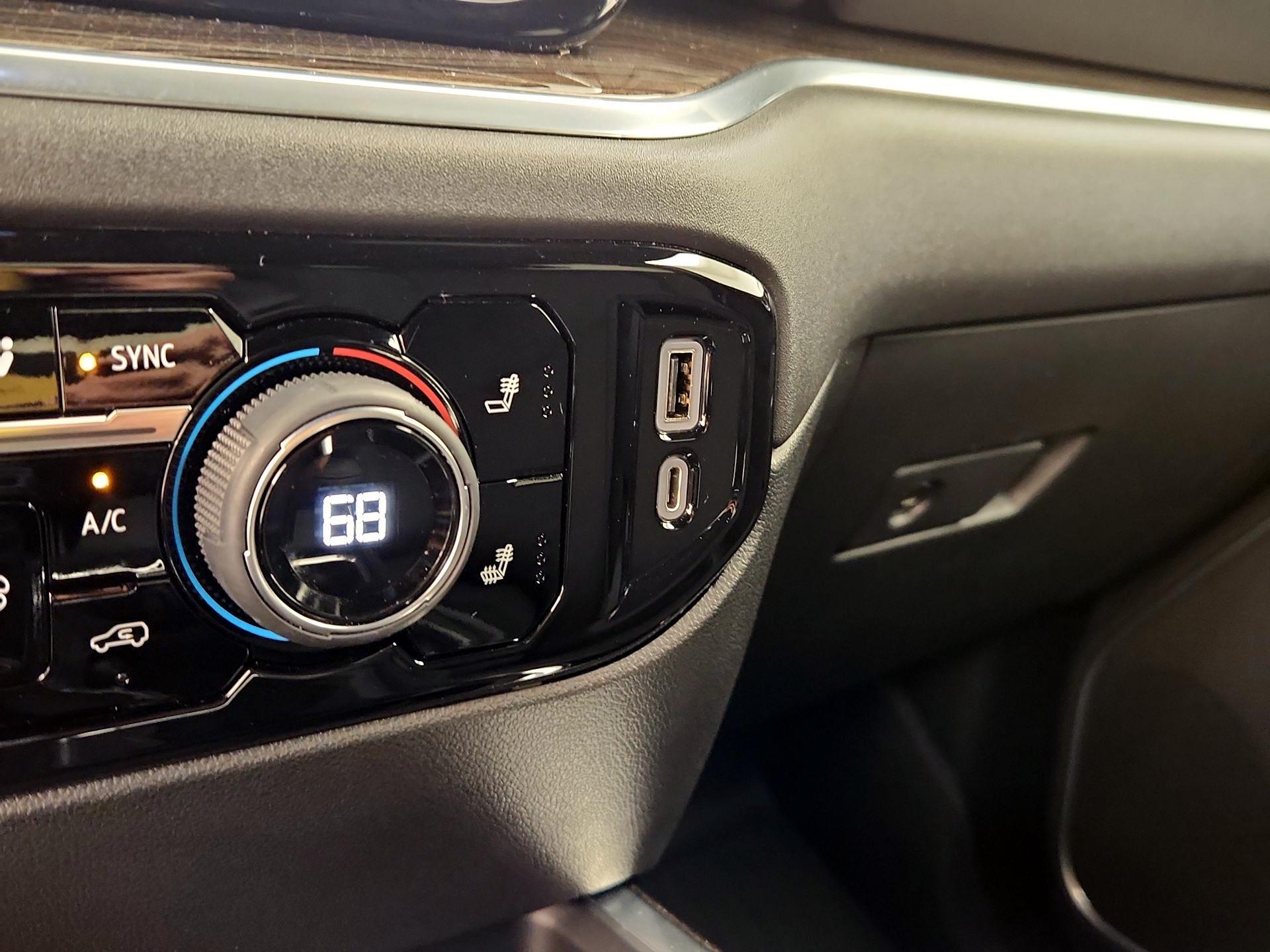 Thumbnail: 2022 Chevrolet Silverado 1500 - 18