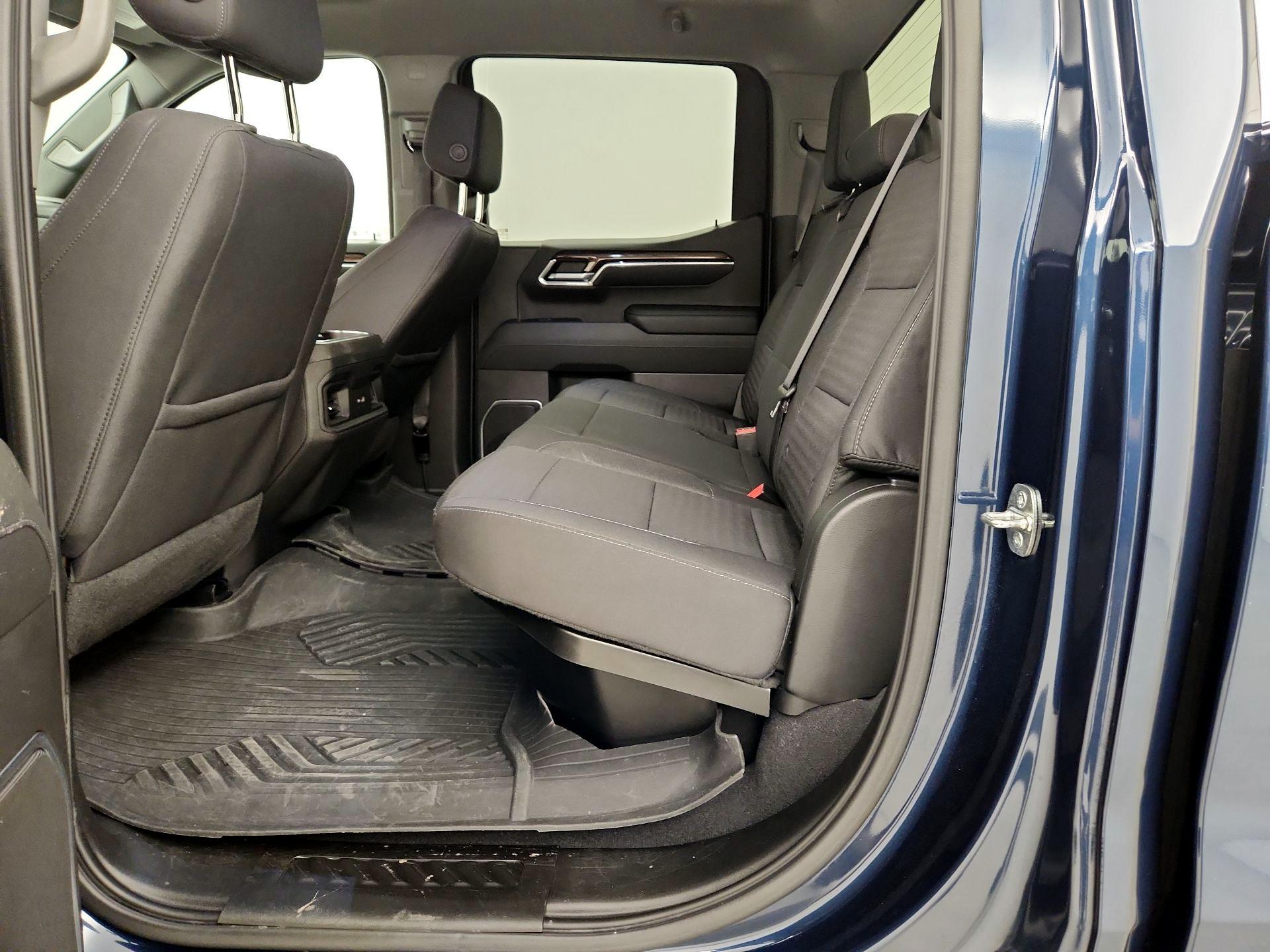 Thumbnail: 2022 Chevrolet Silverado 1500 - 19