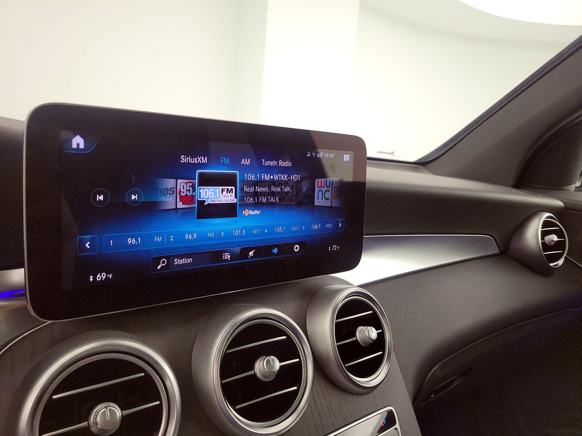 Thumbnail: 2022 Mercedes-Benz GLC - 16