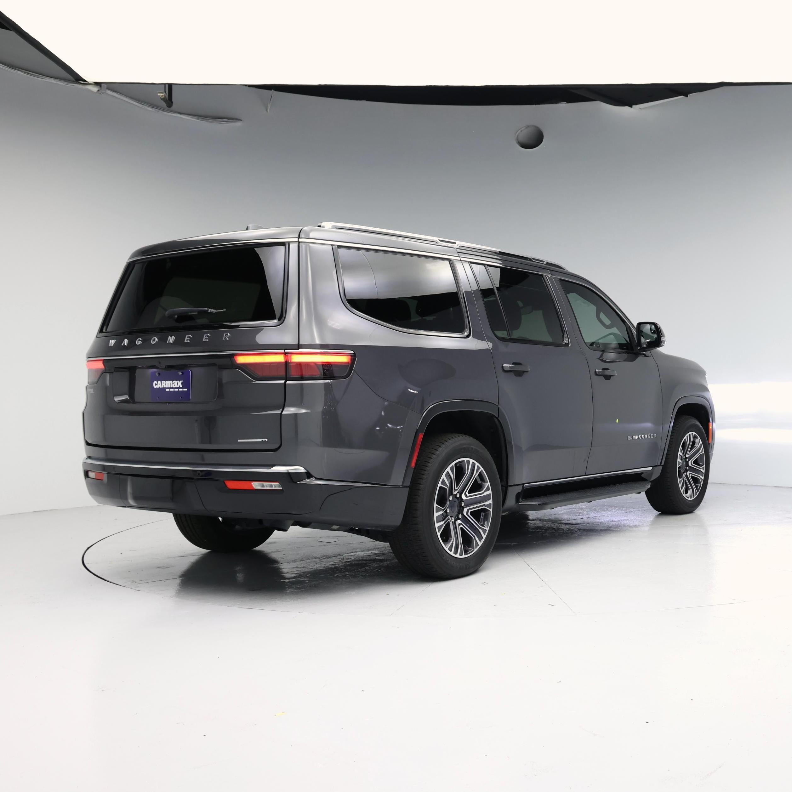 Thumbnail: 2023 Jeep Wagoneer - 8