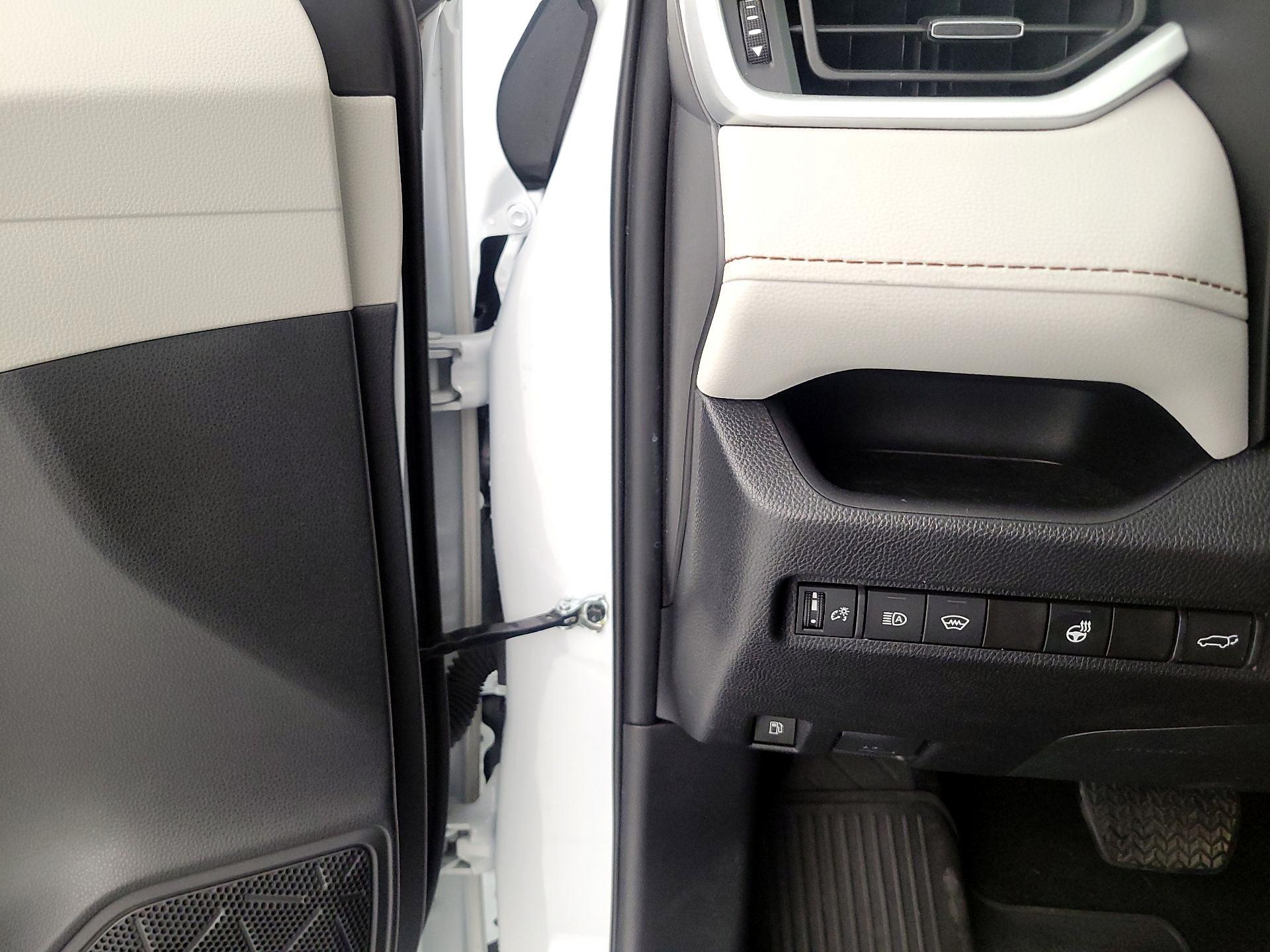 Thumbnail: 2024 Toyota RAV4 - 13