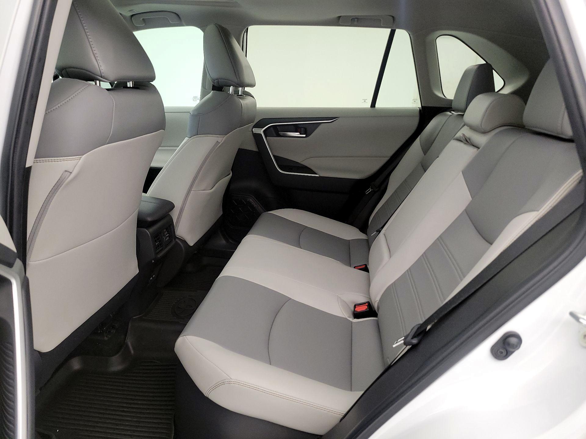 Thumbnail: 2024 Toyota RAV4 - 20