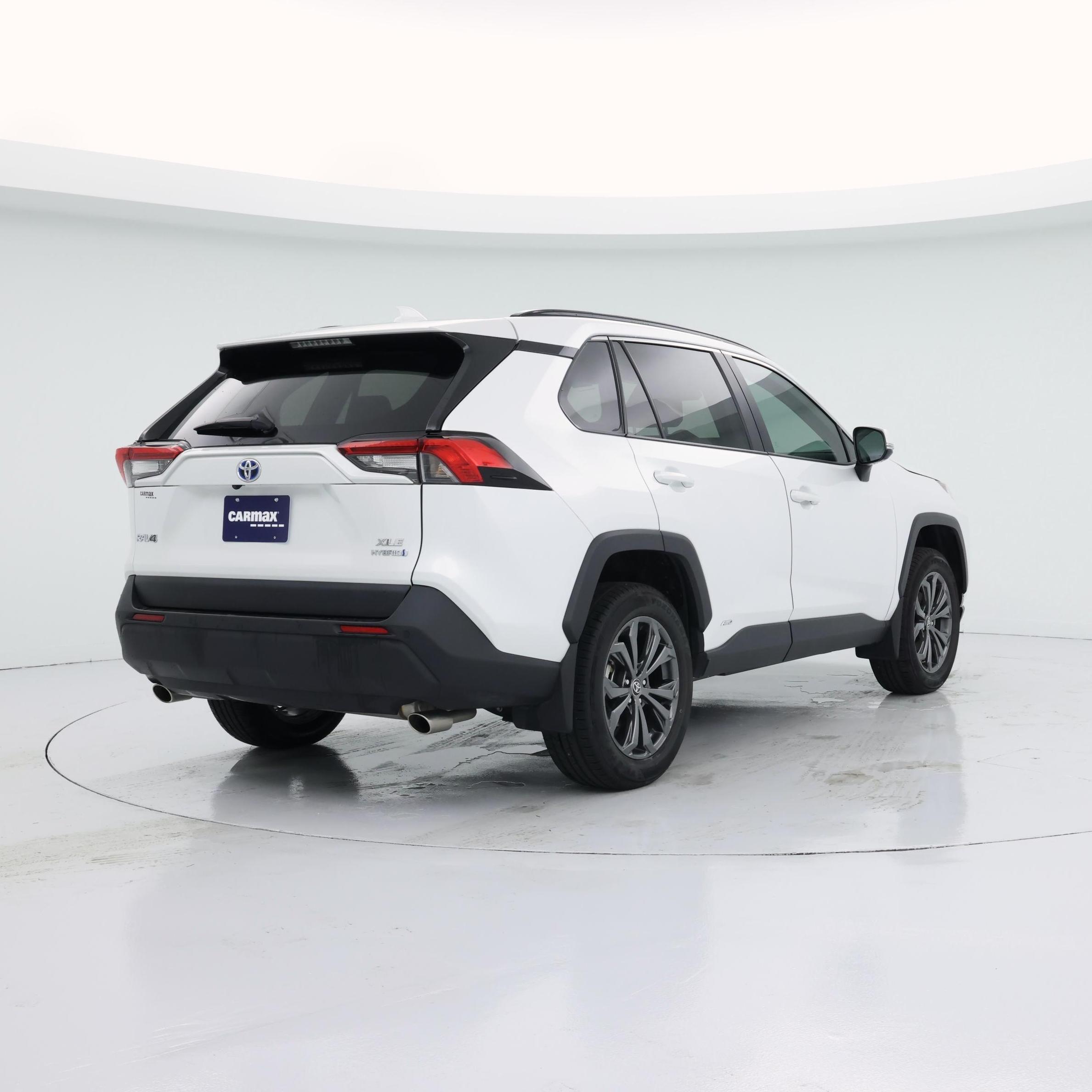 Thumbnail: 2024 Toyota RAV4 - 8