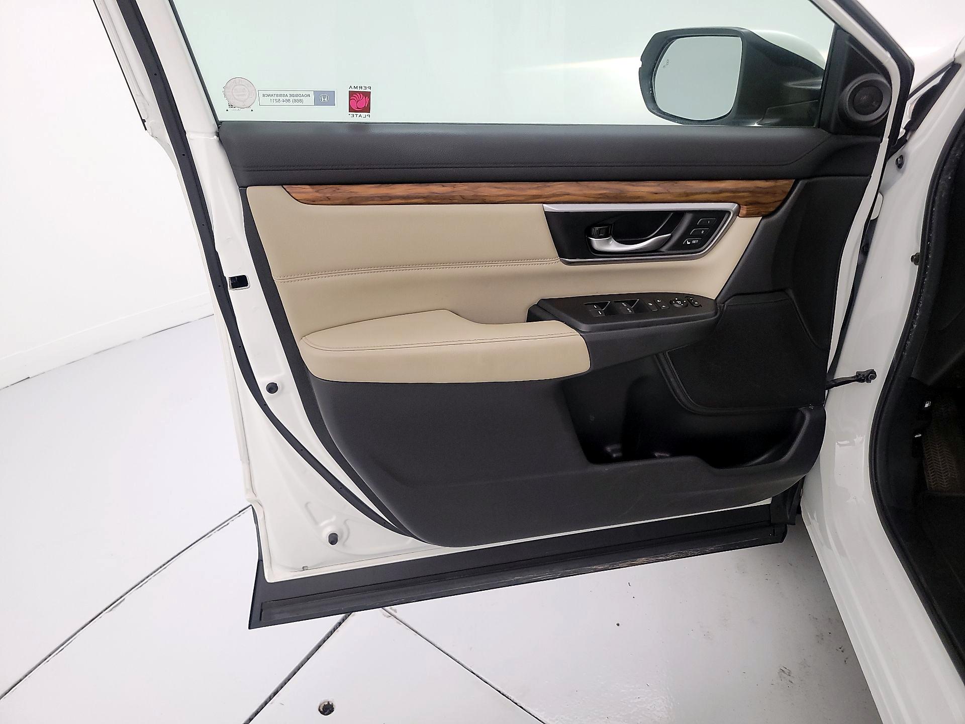 Thumbnail: 2017 Honda CR-V - 12