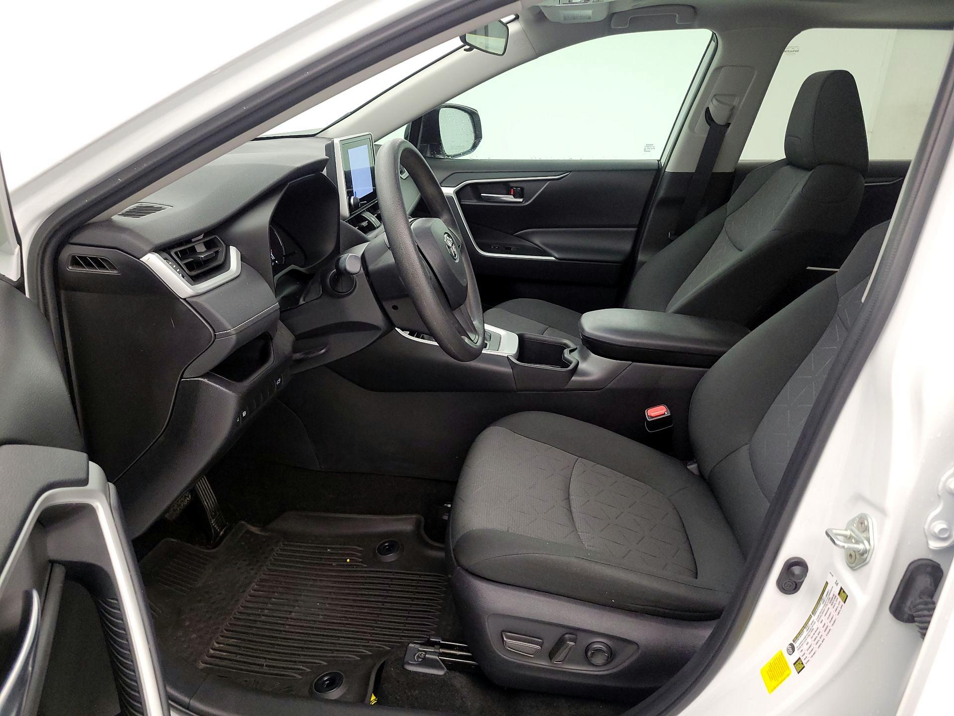 Thumbnail: 2024 Toyota RAV4 - 11